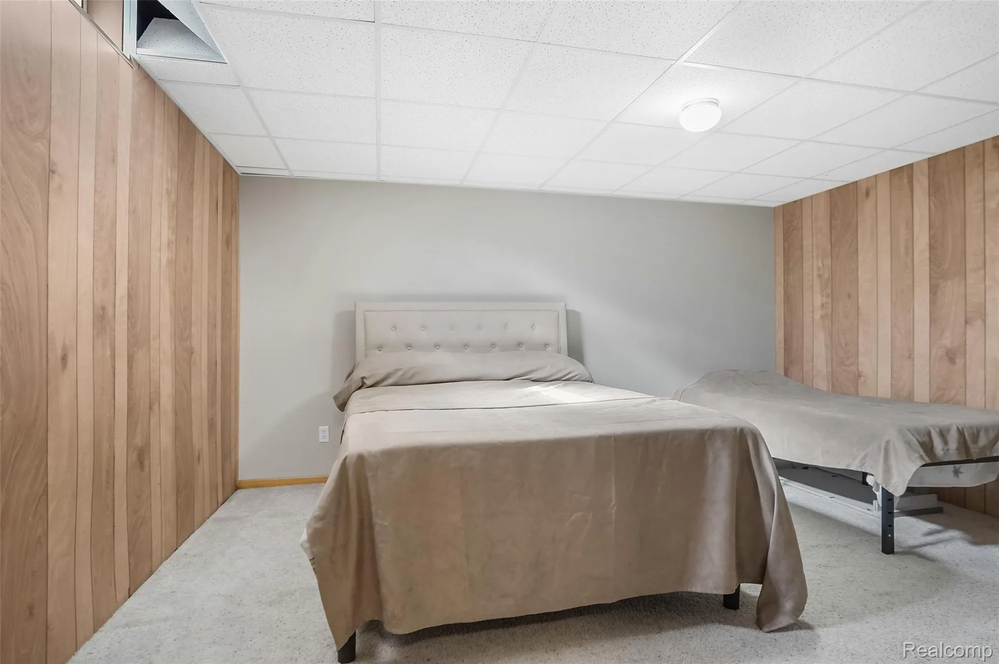 Property Slideshow image 34 of 42 | 62512 raleigh ct unit 4, South Lyon, MI, 48178