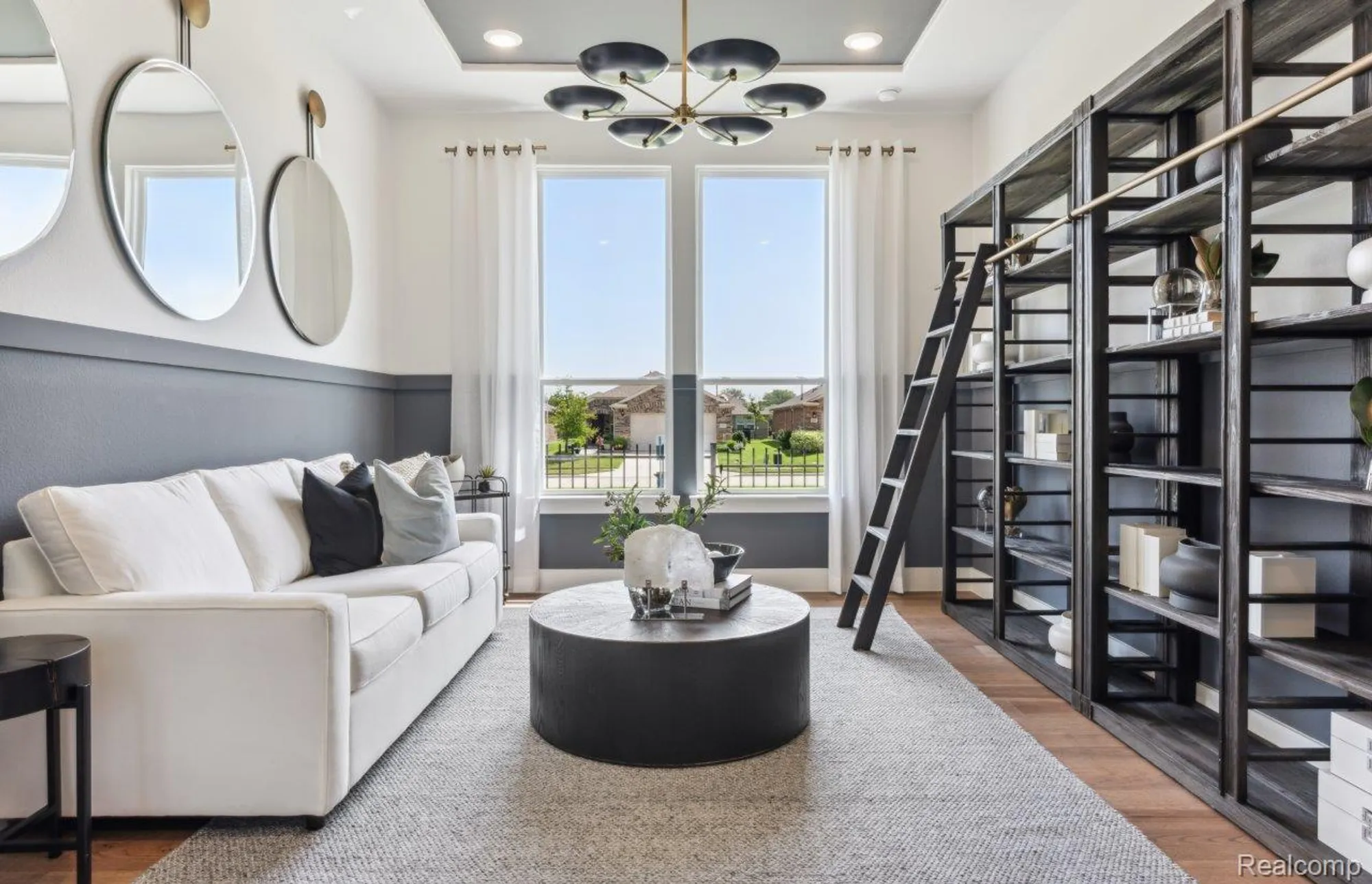 Property Slideshow image 5 of 13 | 2300 coastal ct, Milfordchartertownship_oakland, MI, 48381