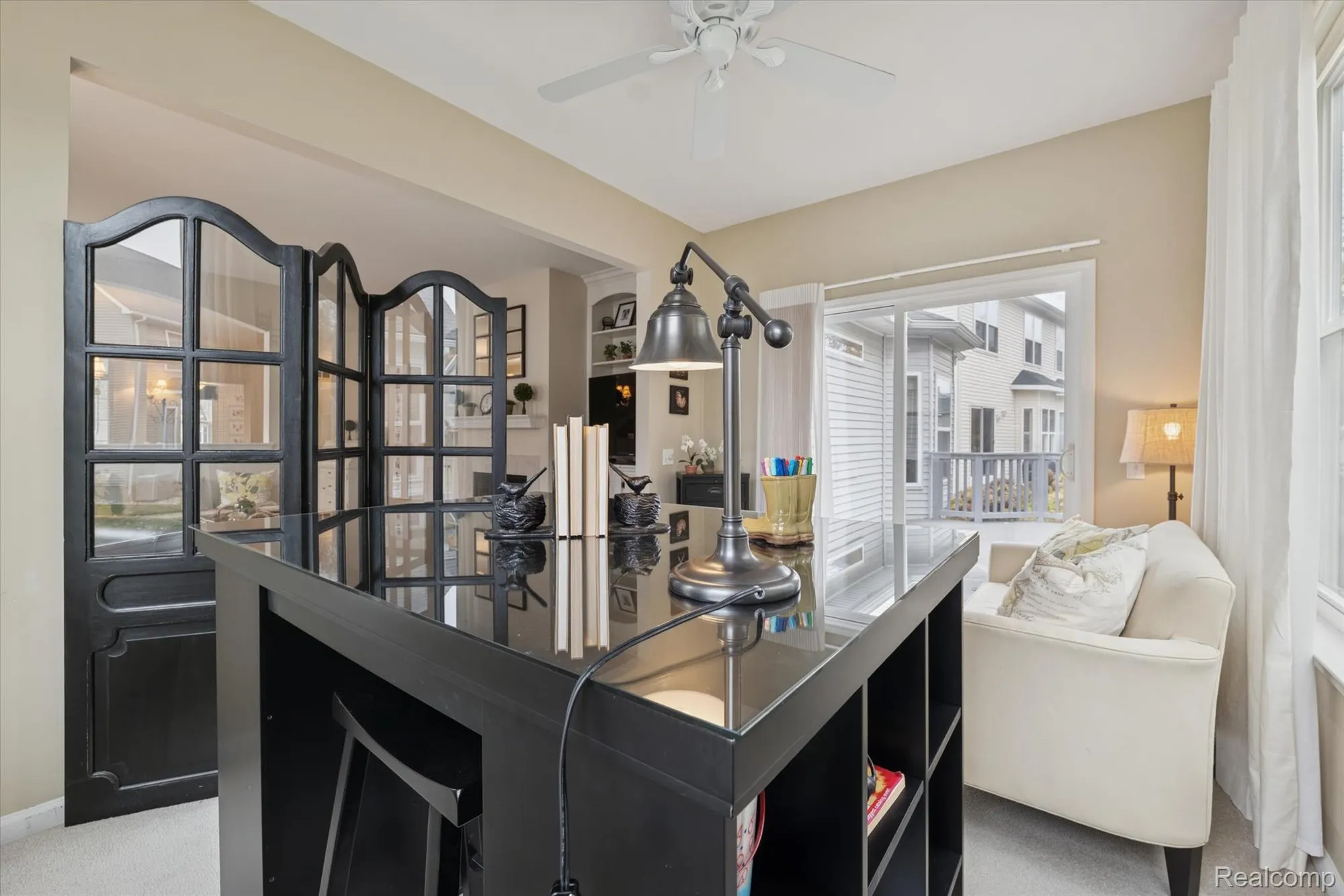 Property Slideshow image 11 of 43 | 4035 hillsdale dr, Auburn Hills, MI, 48326