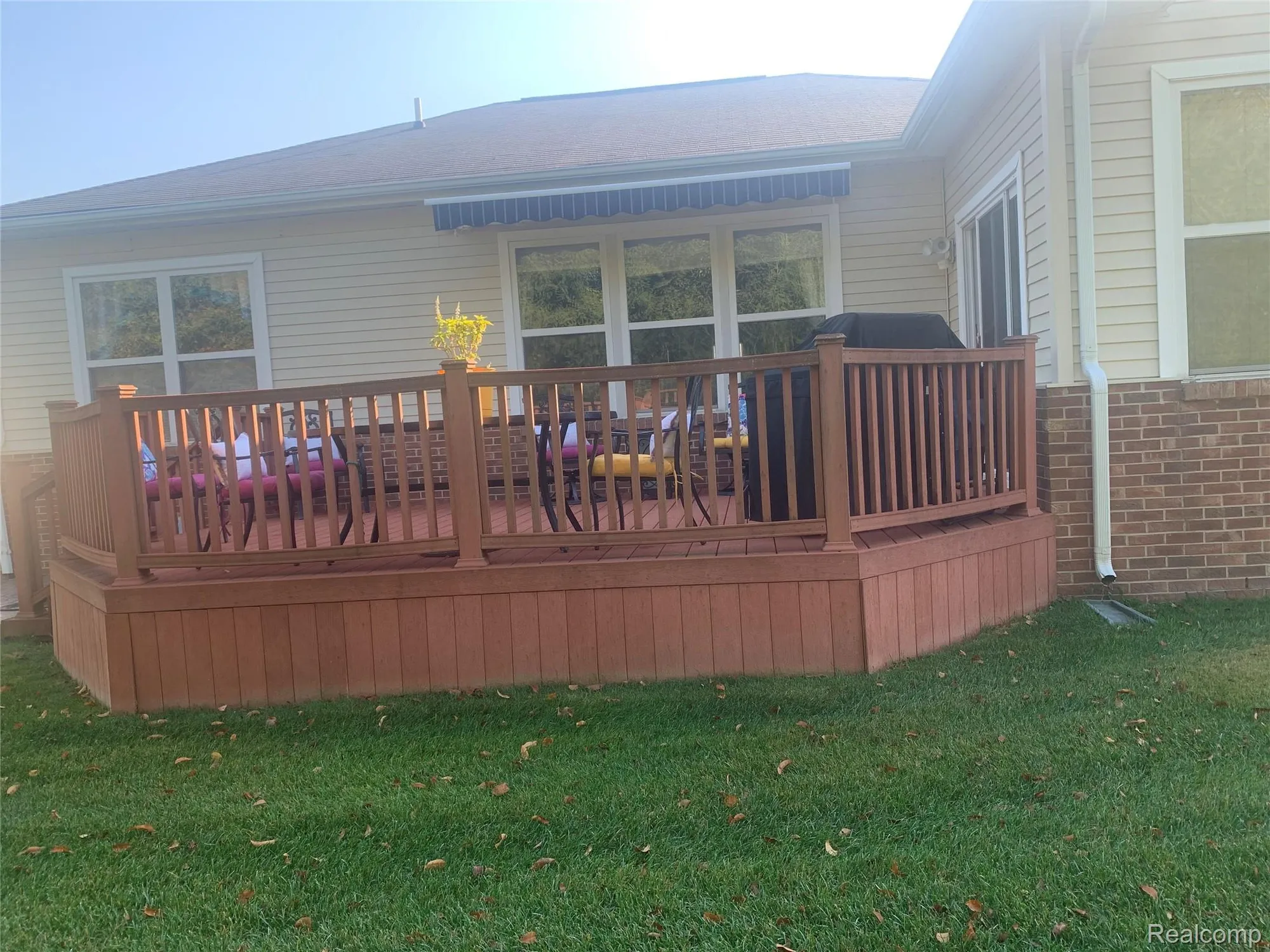 Property Slideshow image 4 of 6 | 26530 higgins way, Flat Rock, MI, 48134