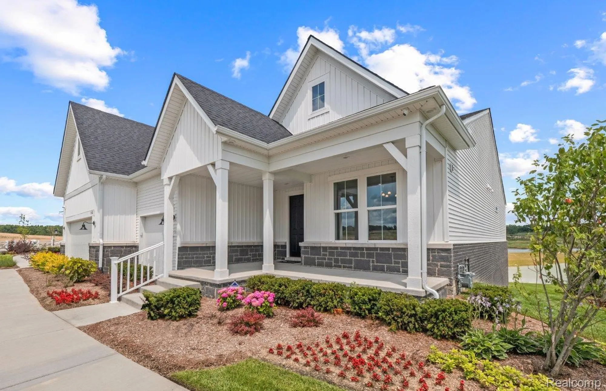 3949 BAY TER, MILFORDCHARTERTOWNSHIP_OAKLAND, MI 48381 | Kensington ...