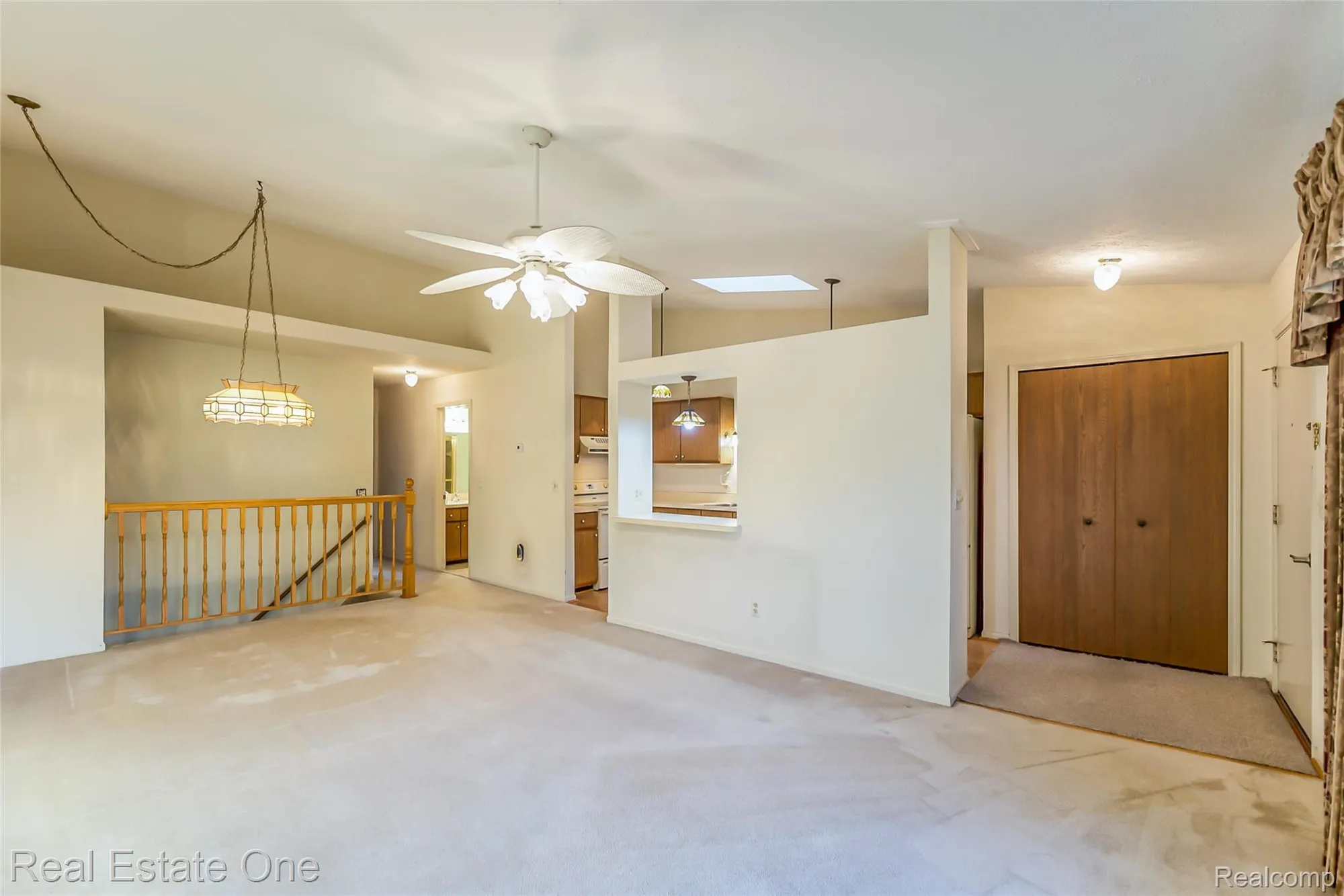 Property Slideshow image 18 of 37 | 25104 hamilton ct # 4, South Lyon, MI, 48178