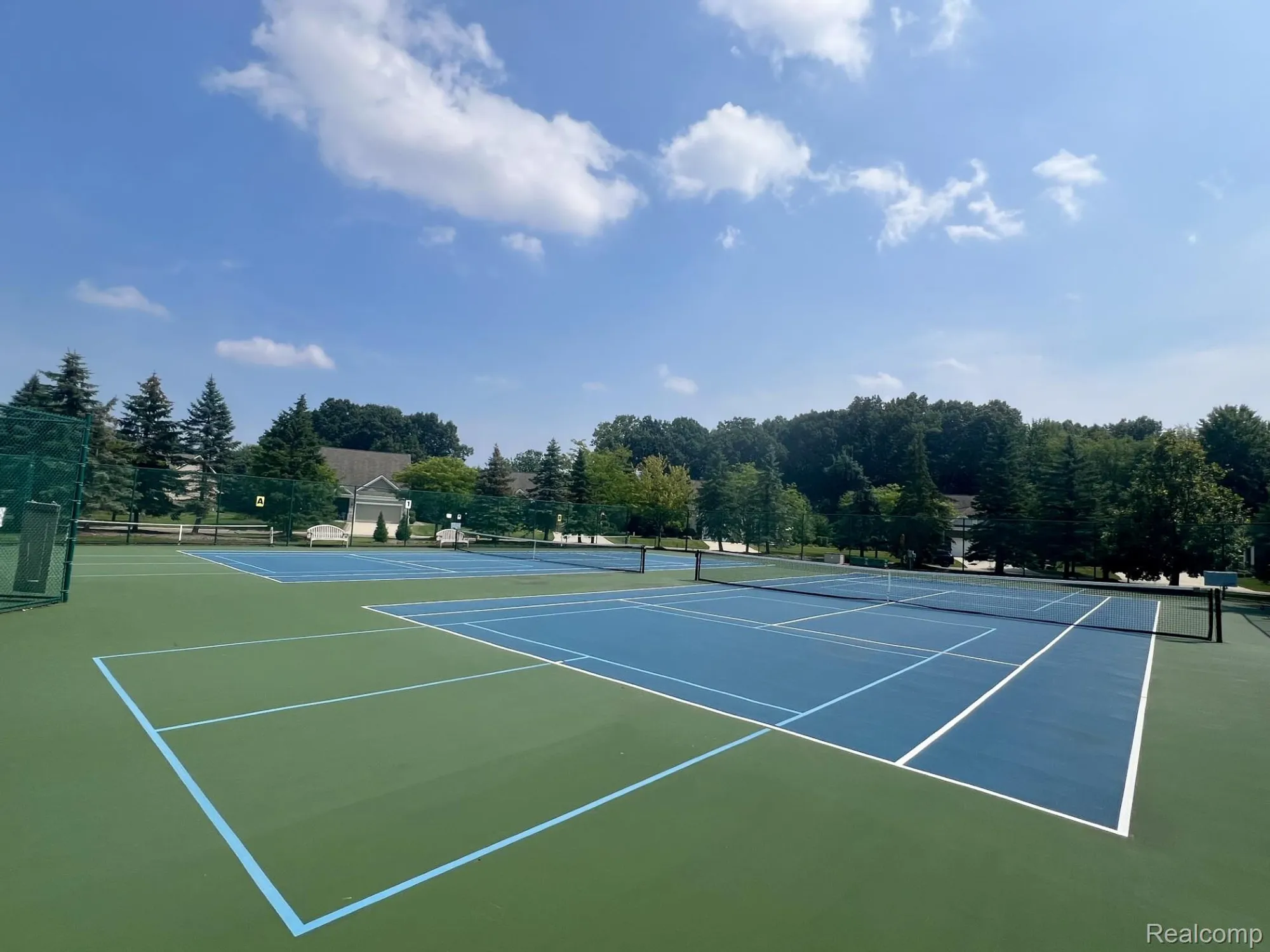 Property Slideshow image 59 of 61 | 27900 paradise ln # 1, Flat Rock, MI, 48134