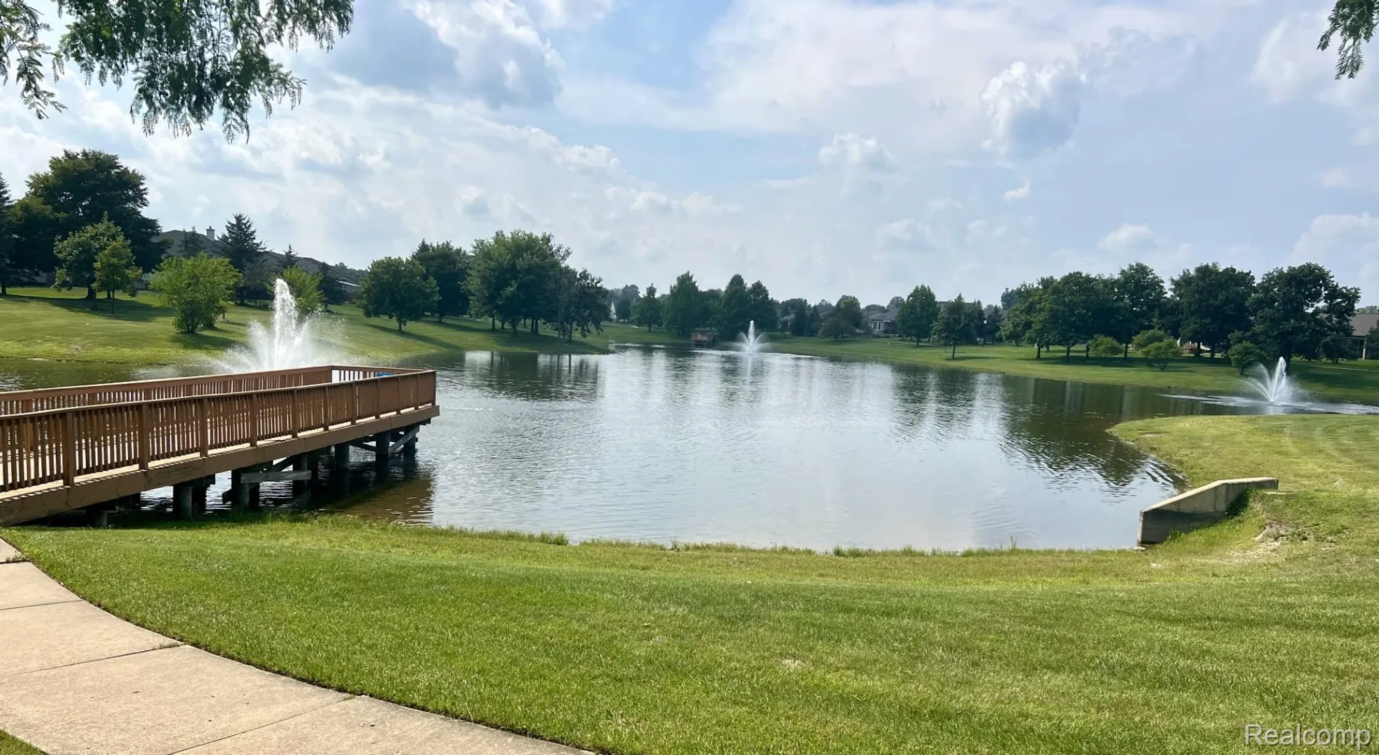 Property Slideshow image 60 of 61 | 27900 paradise ln # 1, Flat Rock, MI, 48134