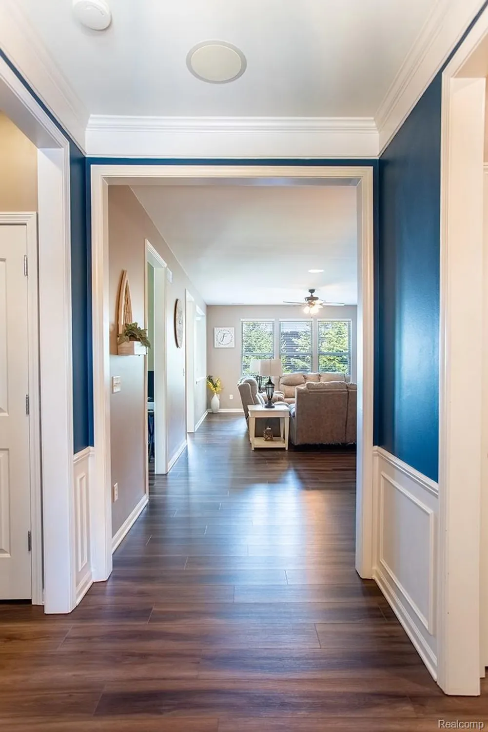 Property Slideshow image 10 of 61 | 27900 paradise ln # 1, Flat Rock, MI, 48134