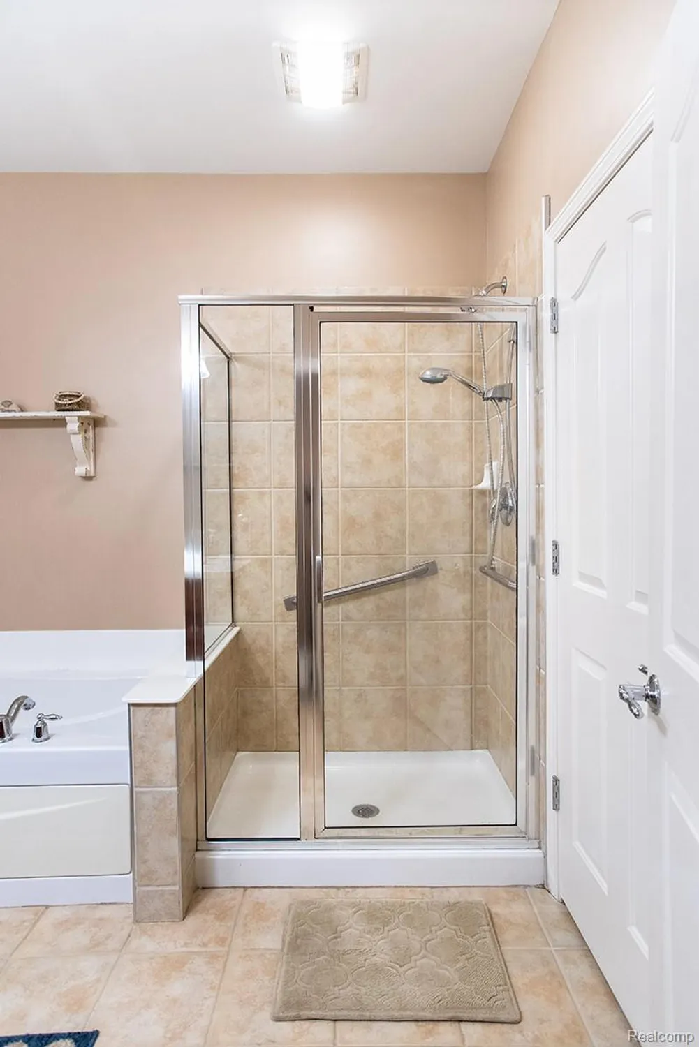 Property Slideshow image 28 of 61 | 27900 paradise ln # 1, Flat Rock, MI, 48134