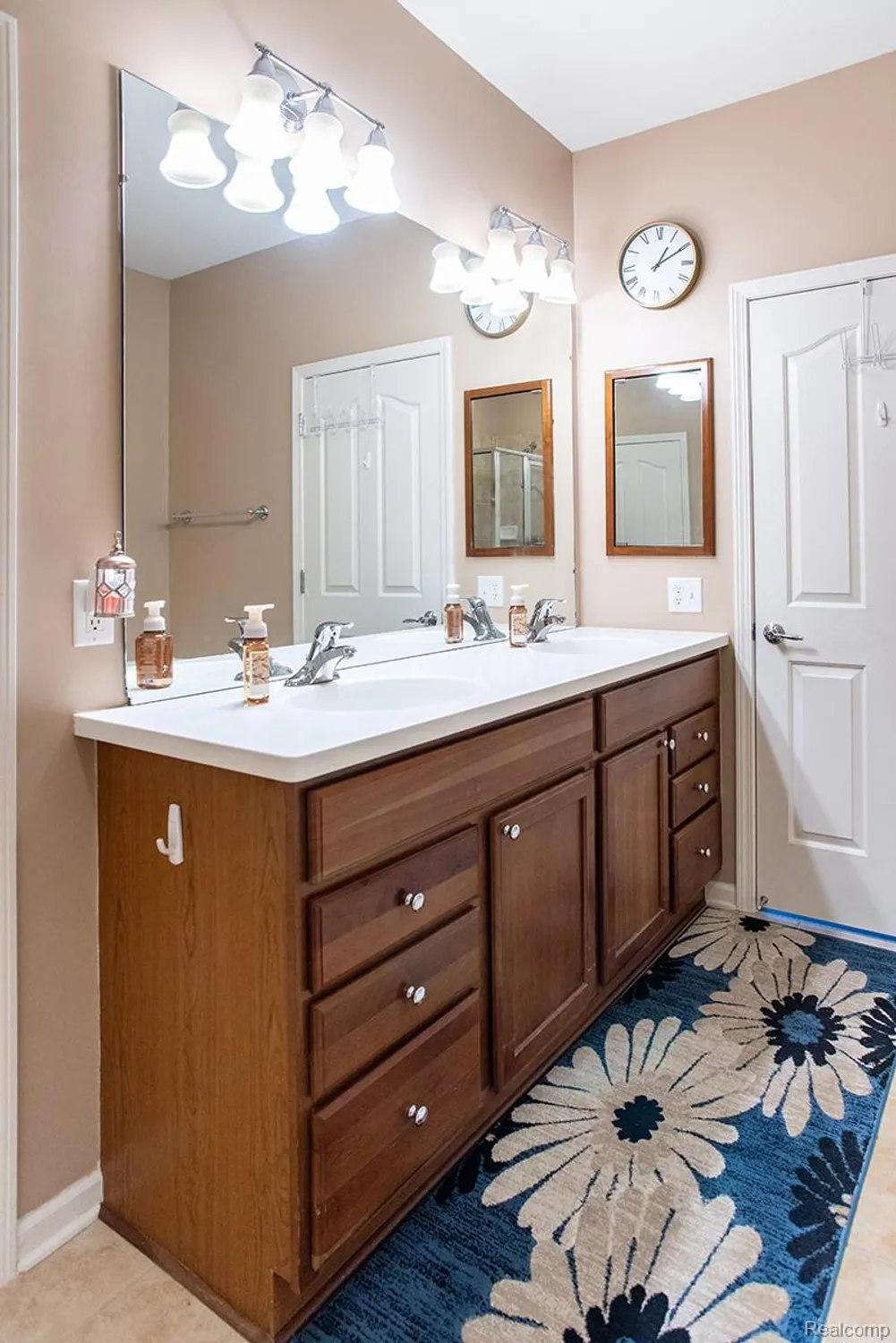 Property Slideshow image 30 of 61 | 27900 paradise ln # 1, Flat Rock, MI, 48134