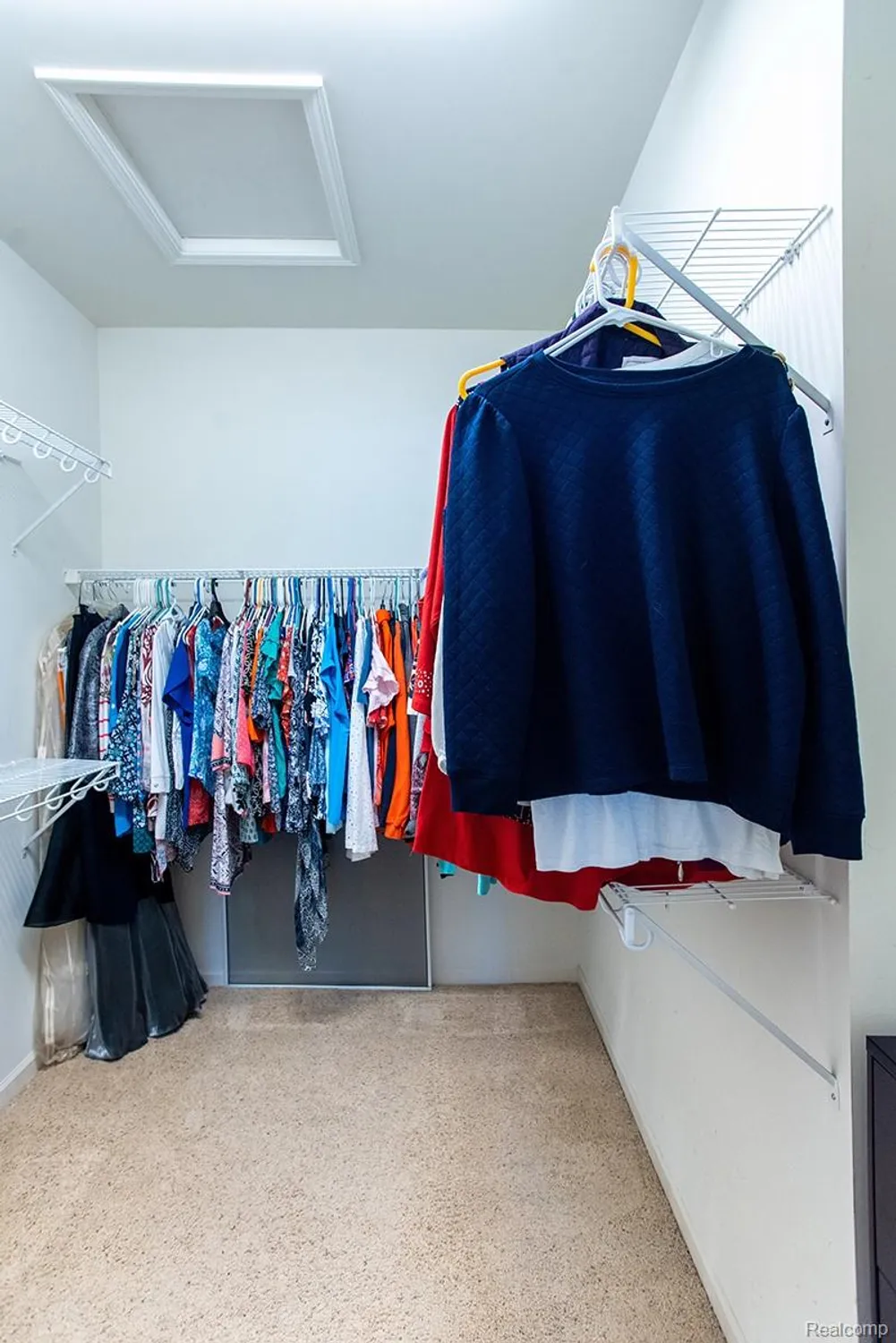 Property Slideshow image 34 of 61 | 27900 paradise ln # 1, Flat Rock, MI, 48134