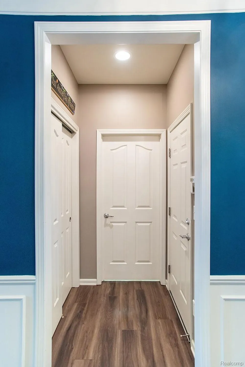 Property Slideshow image 37 of 61 | 27900 paradise ln # 1, Flat Rock, MI, 48134