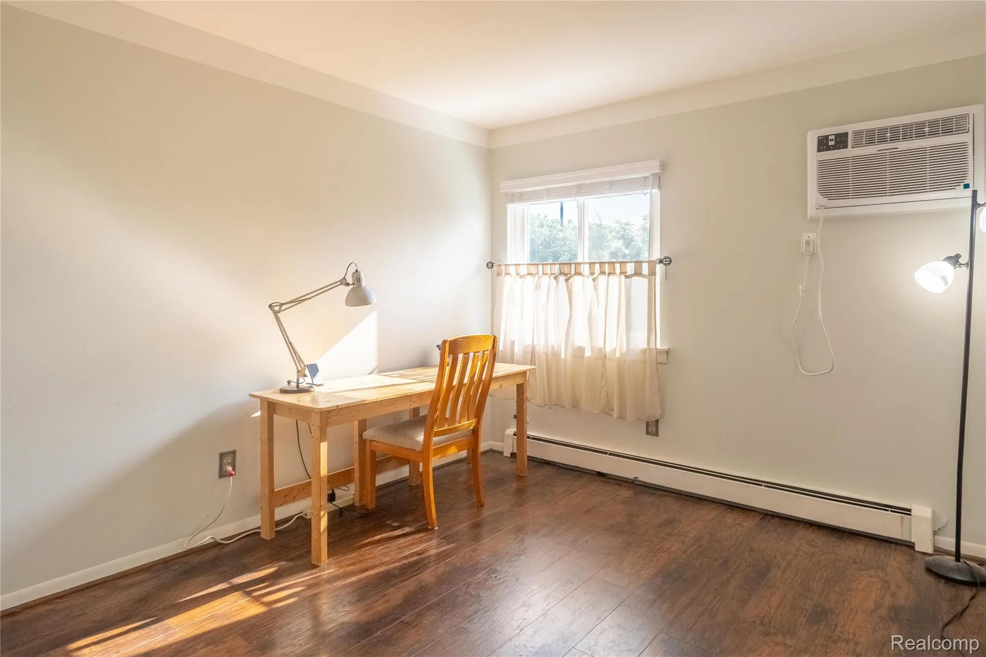 Property Slideshow image 20 of 36 | 61021 heritage blvd # 4, South Lyon, MI, 48178