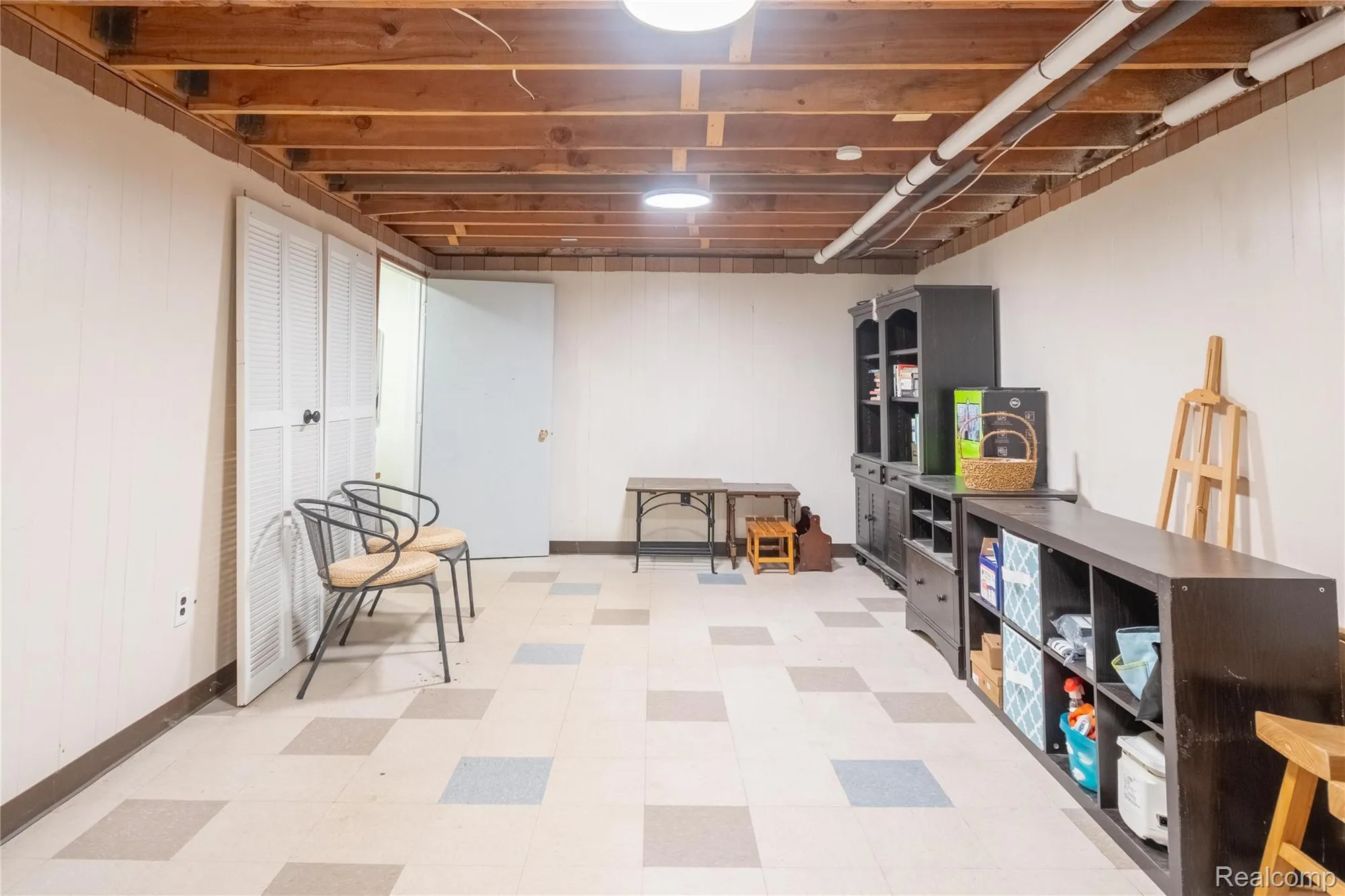 Property Slideshow image 26 of 36 | 61021 heritage blvd # 4, South Lyon, MI, 48178