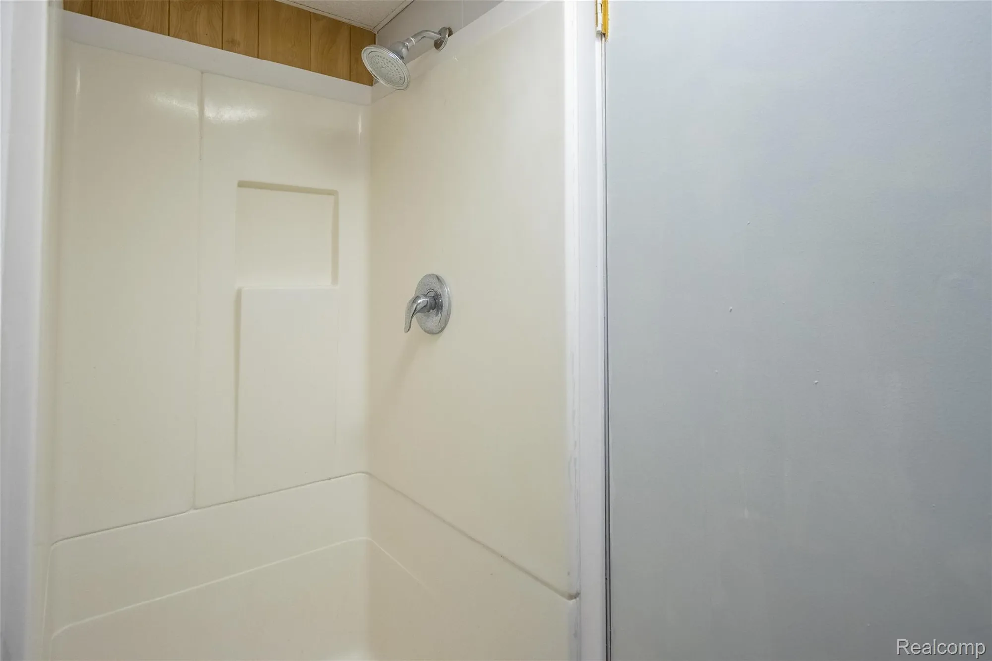 Property Slideshow image 30 of 36 | 61021 heritage blvd # 4, South Lyon, MI, 48178