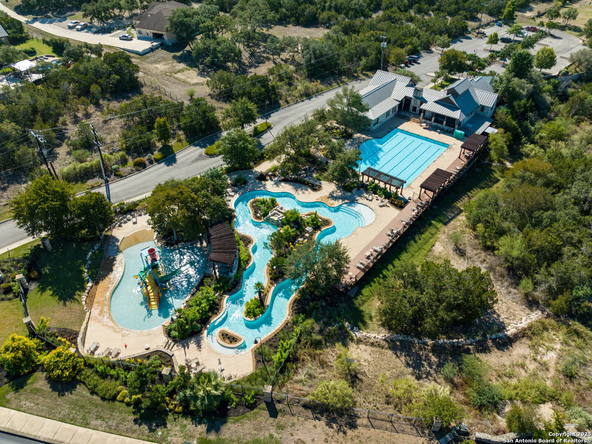 Property Slideshow image 36 of 39 | 22450 viajes, San Antonio, TX, 78261