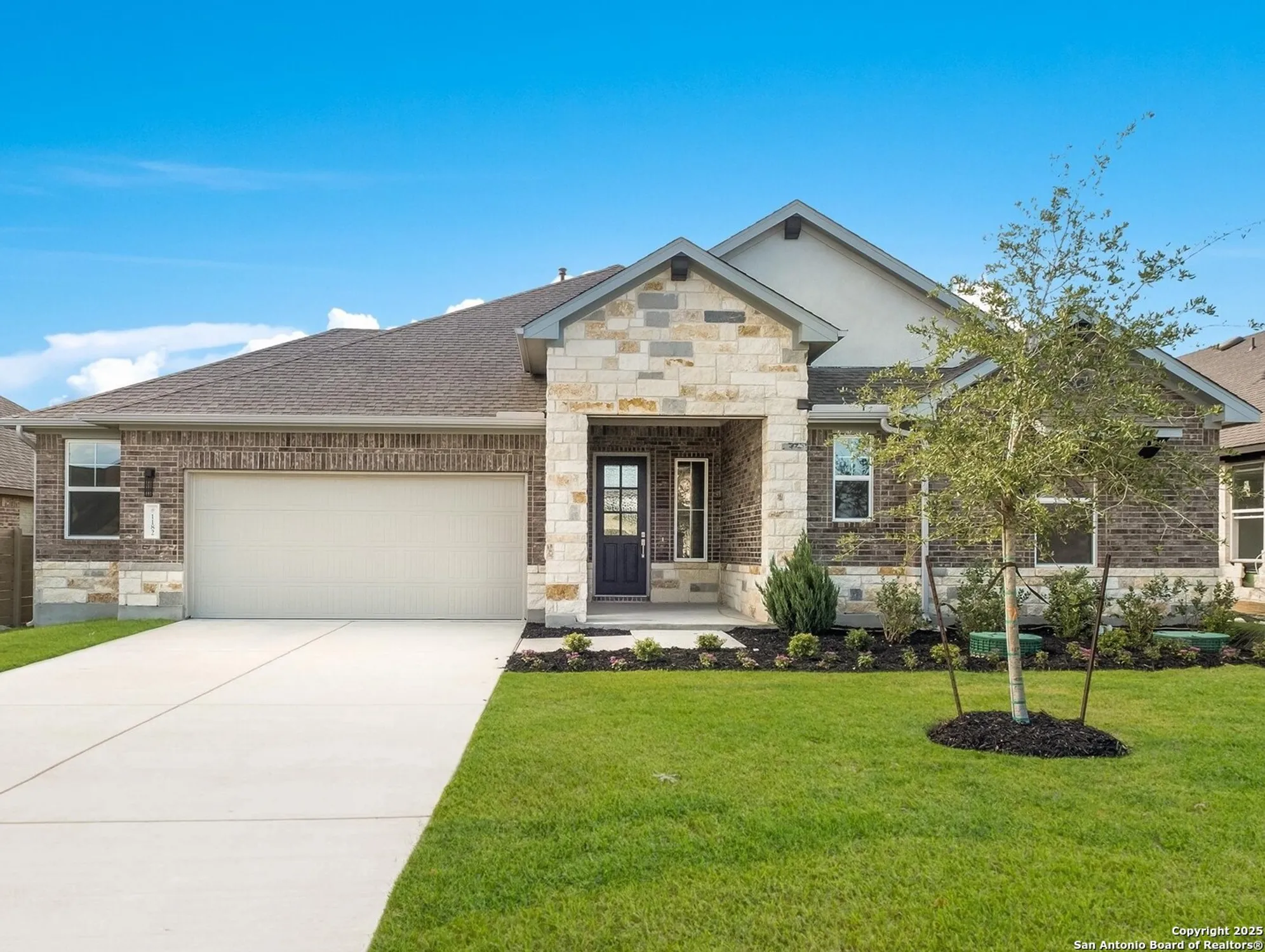 Property Slideshow image 1 of 30 | 1182 catnip, New Braunfels, TX, 78132