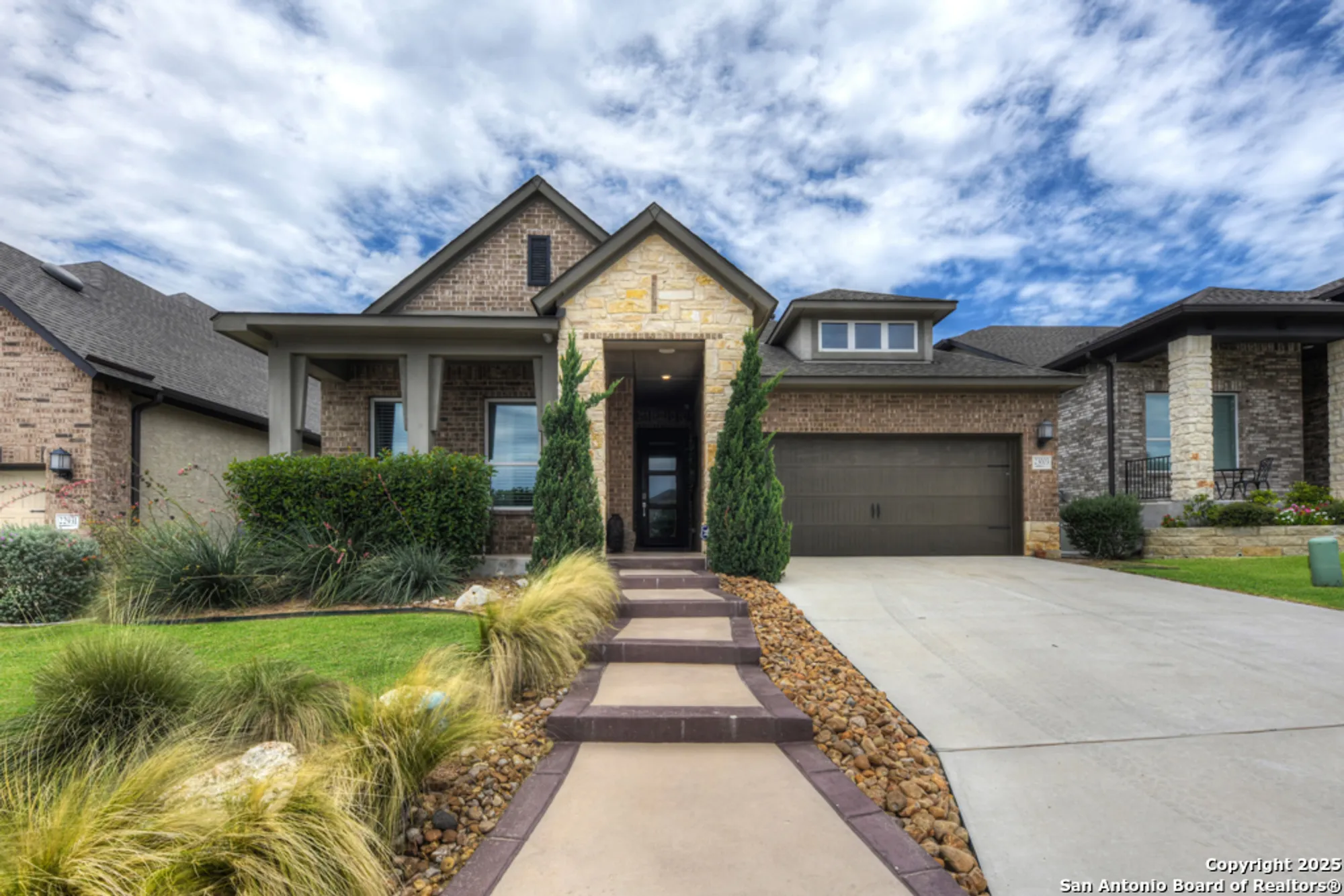 Property Slideshow image 2 of 50 | 23003 grande vis, San Antonio, TX, 78261