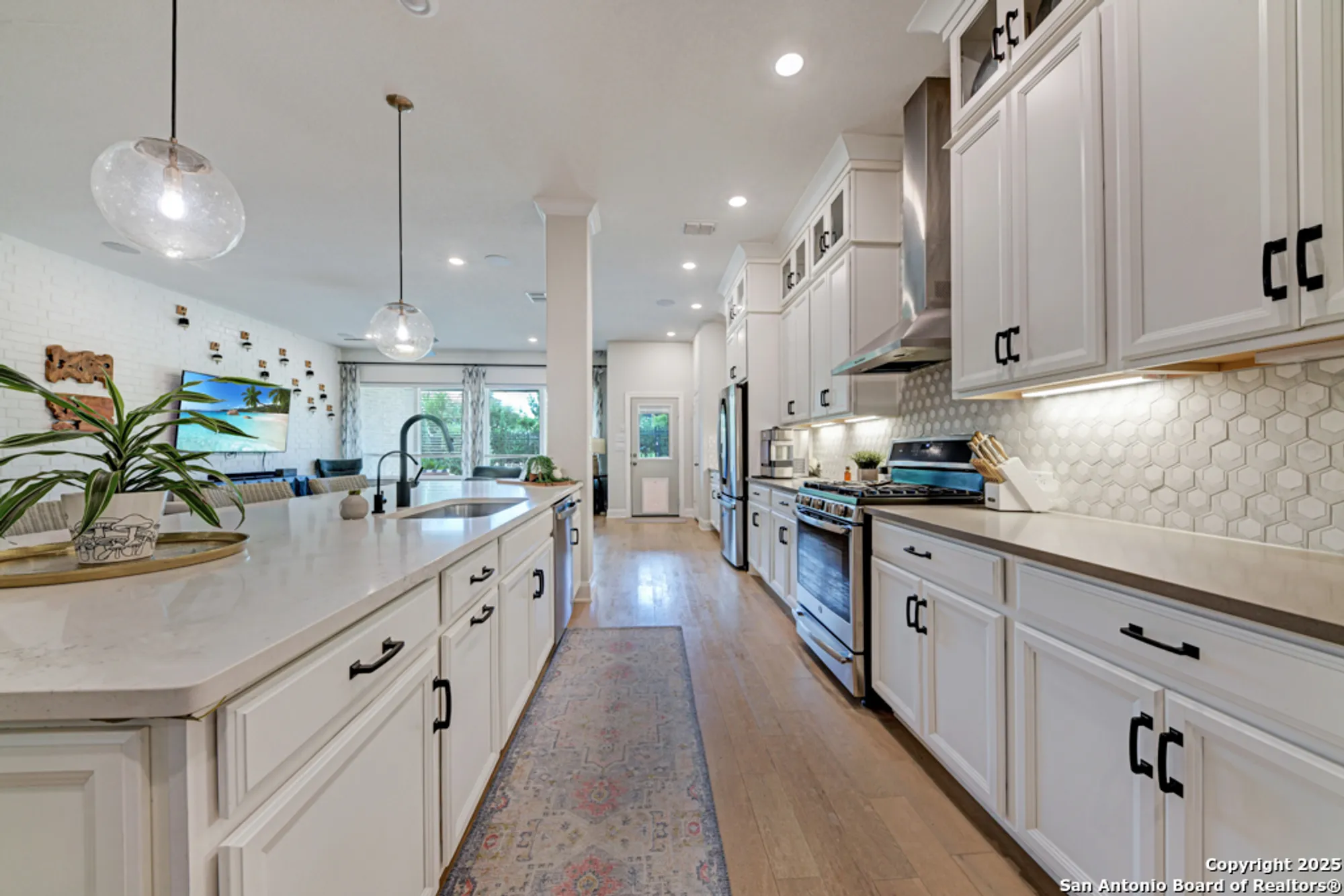 Property Slideshow image 12 of 50 | 23003 grande vis, San Antonio, TX, 78261