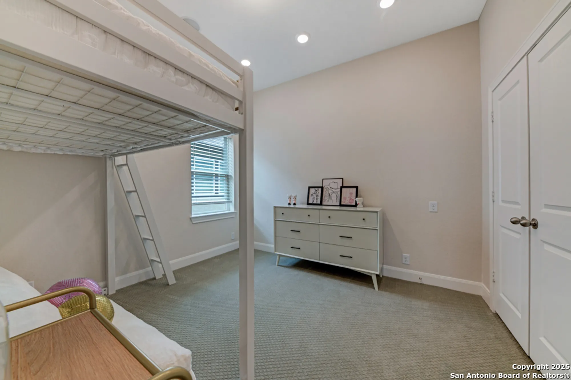 Property Slideshow image 27 of 50 | 23003 grande vis, San Antonio, TX, 78261