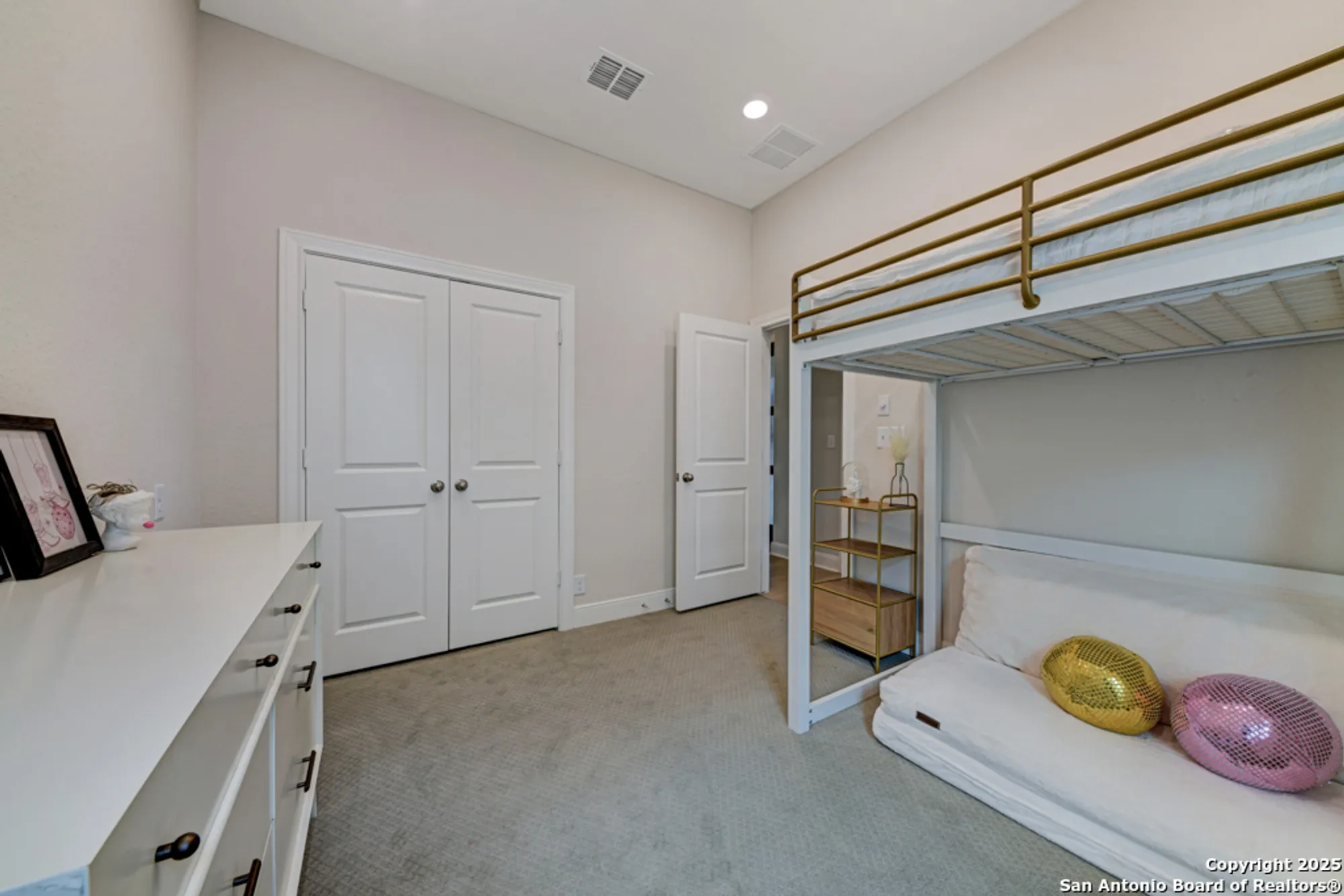 Property Slideshow image 28 of 50 | 23003 grande vis, San Antonio, TX, 78261