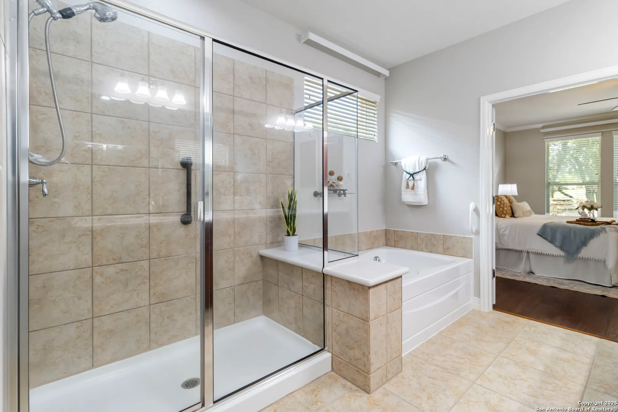 Property Slideshow image 43 of 80 | 4031 apache rnch, San Antonio, TX, 78253