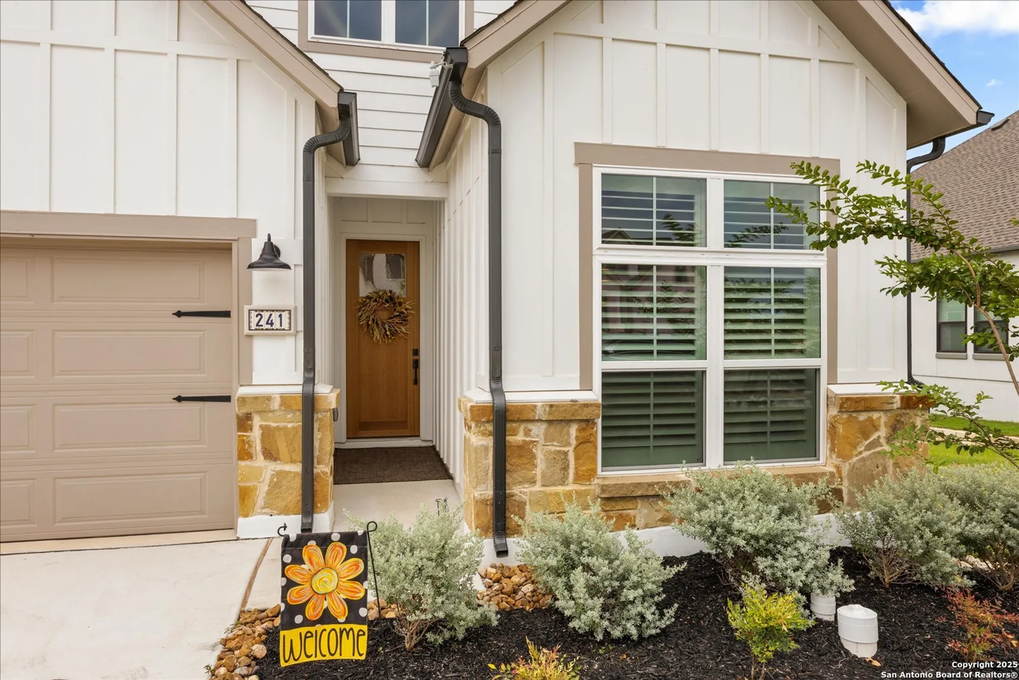 Property Slideshow image 4 of 37 | 241 sentido, Boerne, TX, 78006