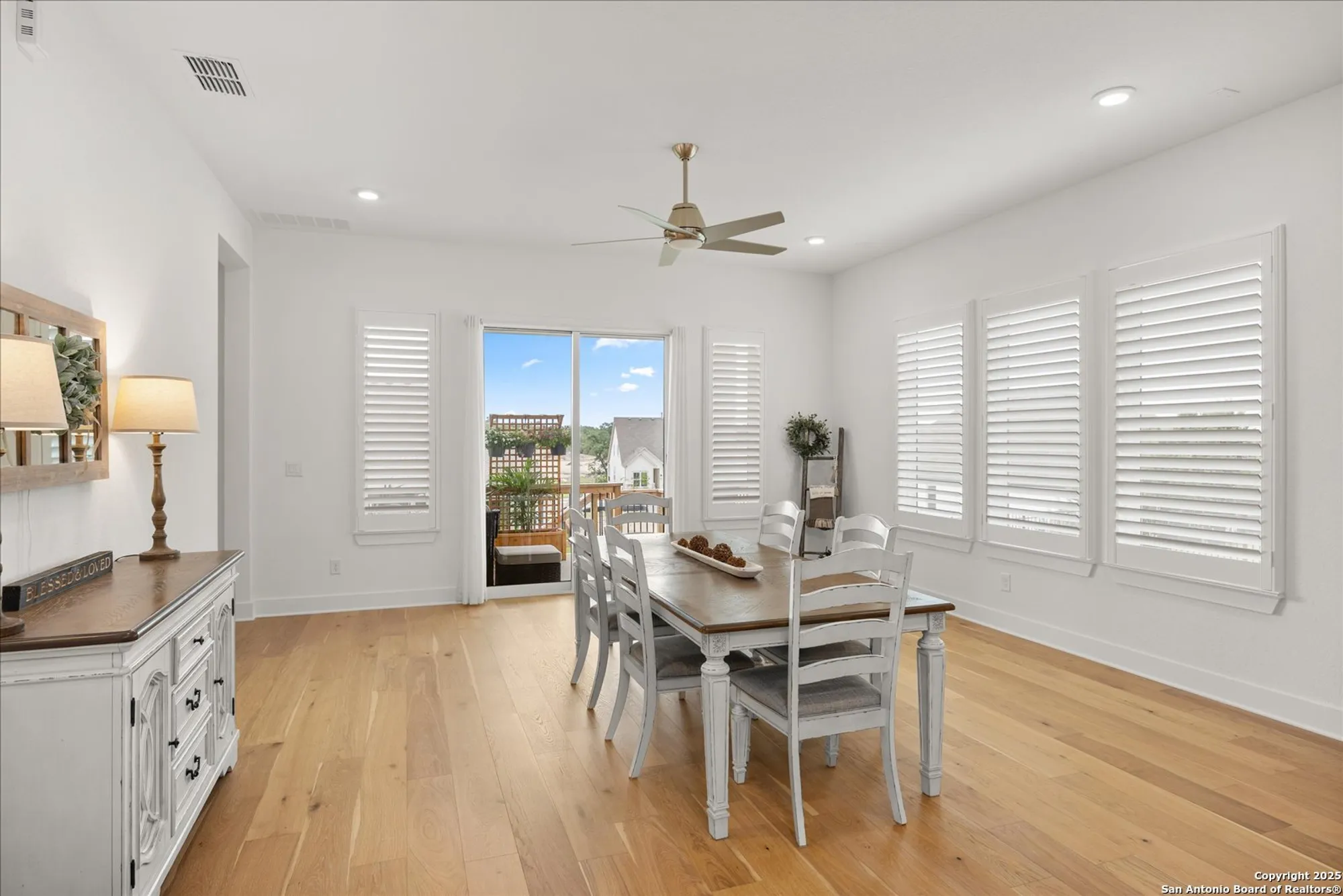 Property Slideshow image 21 of 37 | 241 sentido, Boerne, TX, 78006