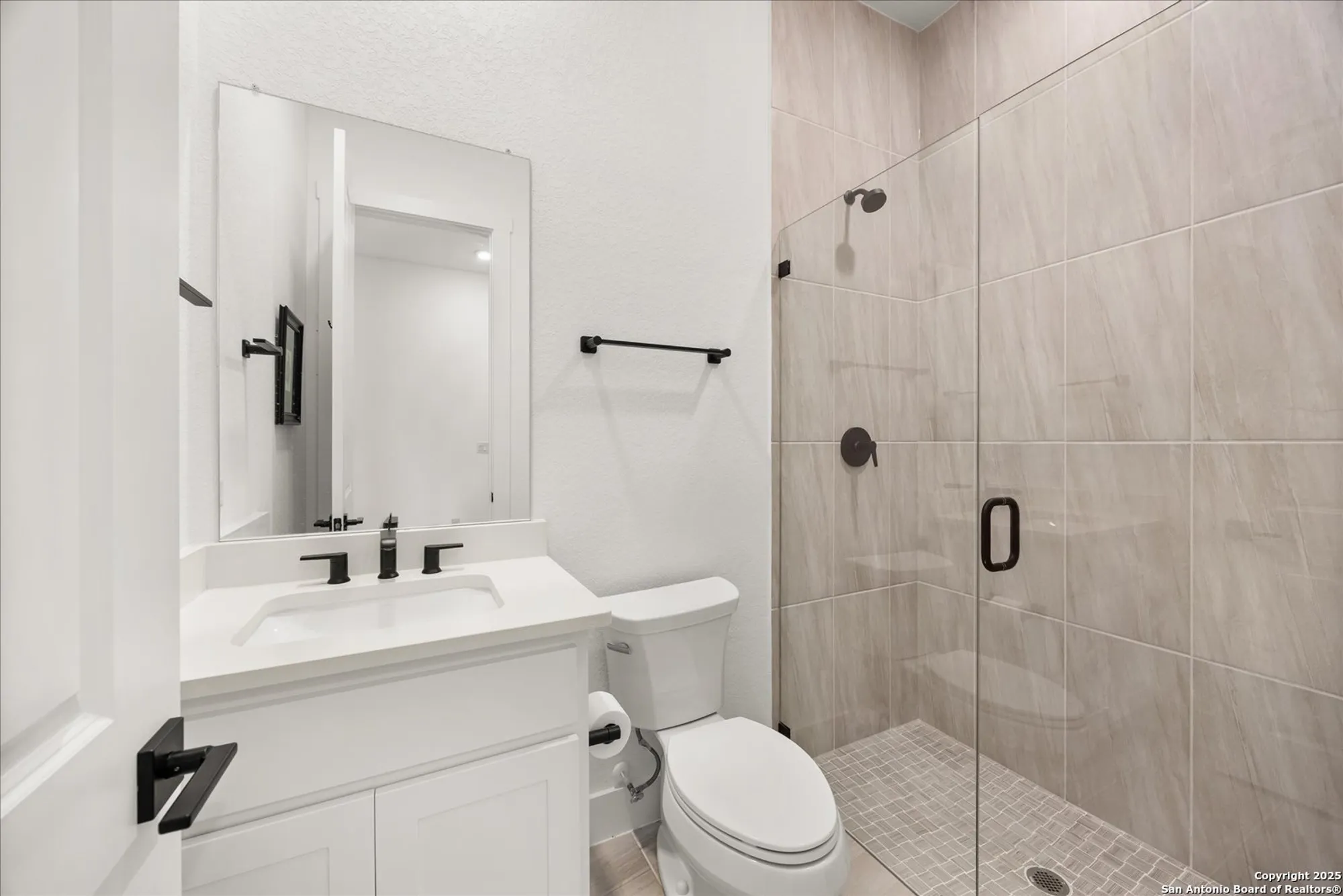 Property Slideshow image 29 of 37 | 241 sentido, Boerne, TX, 78006