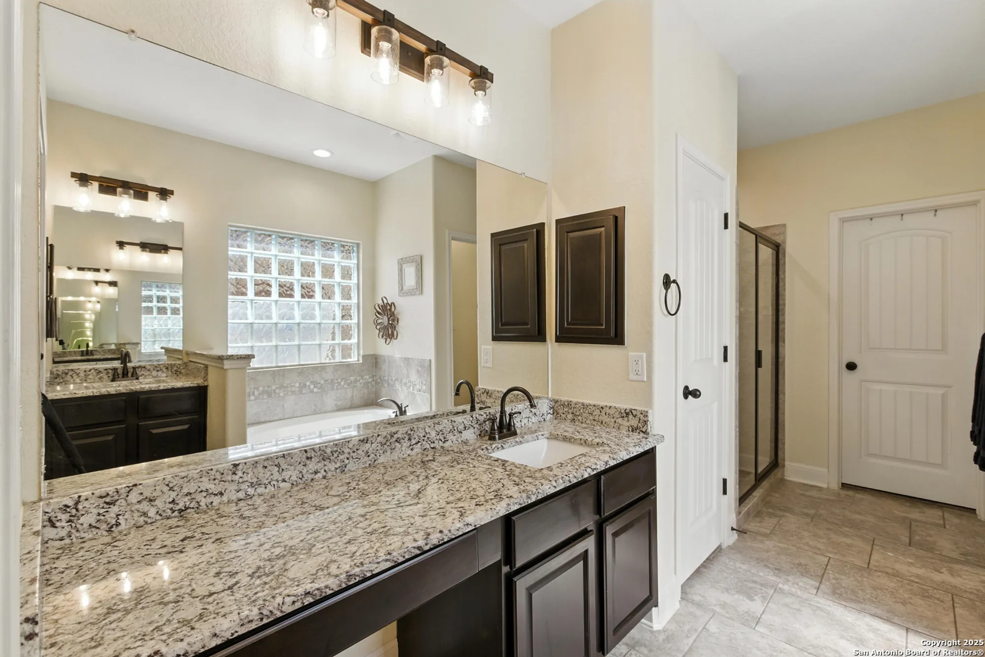 Property Slideshow image 30 of 49 | 2203 bella daisy, San Antonio, TX, 78260