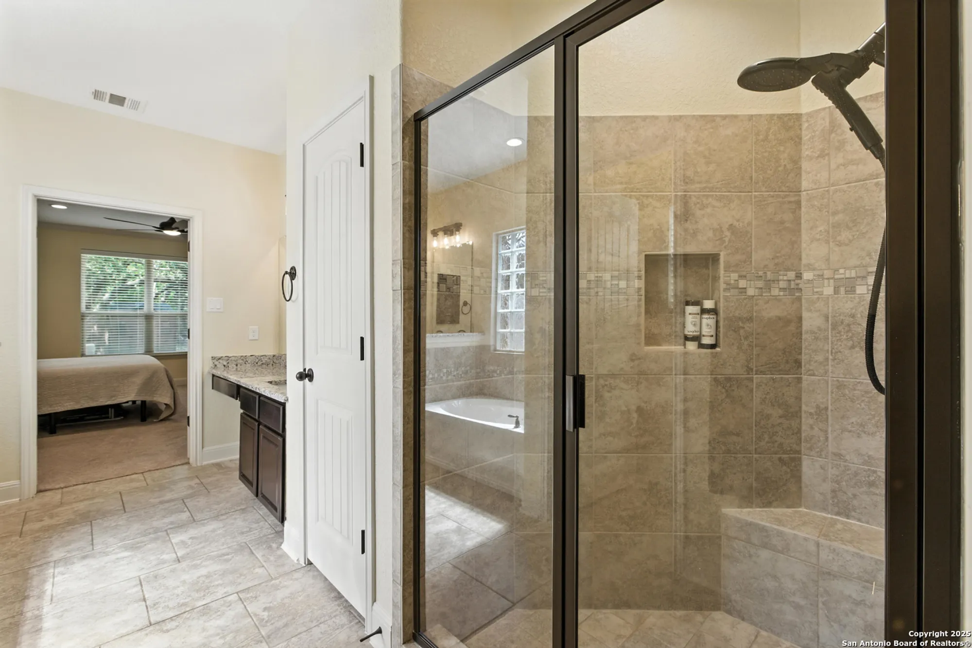 Property Slideshow image 32 of 49 | 2203 bella daisy, San Antonio, TX, 78260