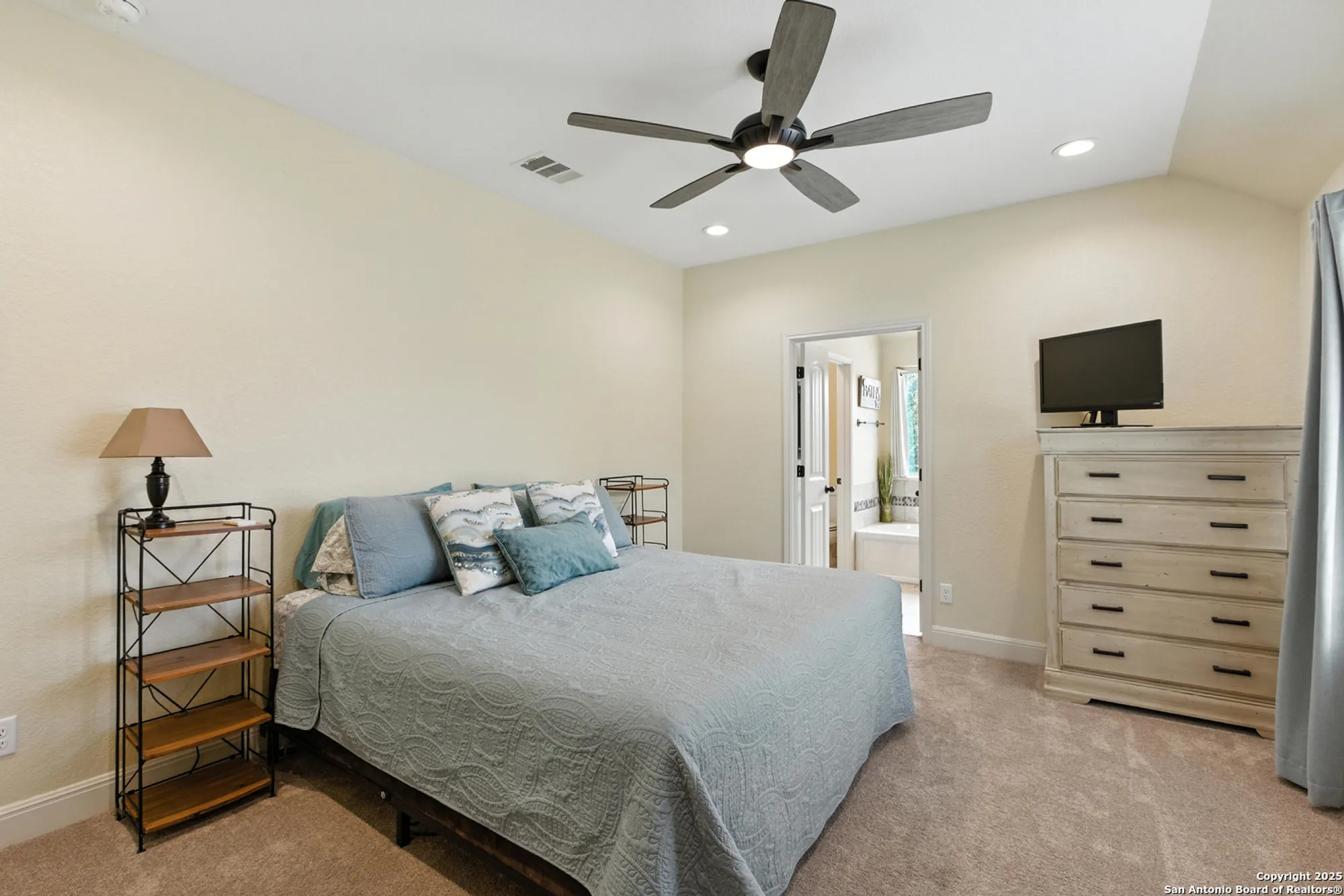 Property Slideshow image 36 of 49 | 2203 bella daisy, San Antonio, TX, 78260