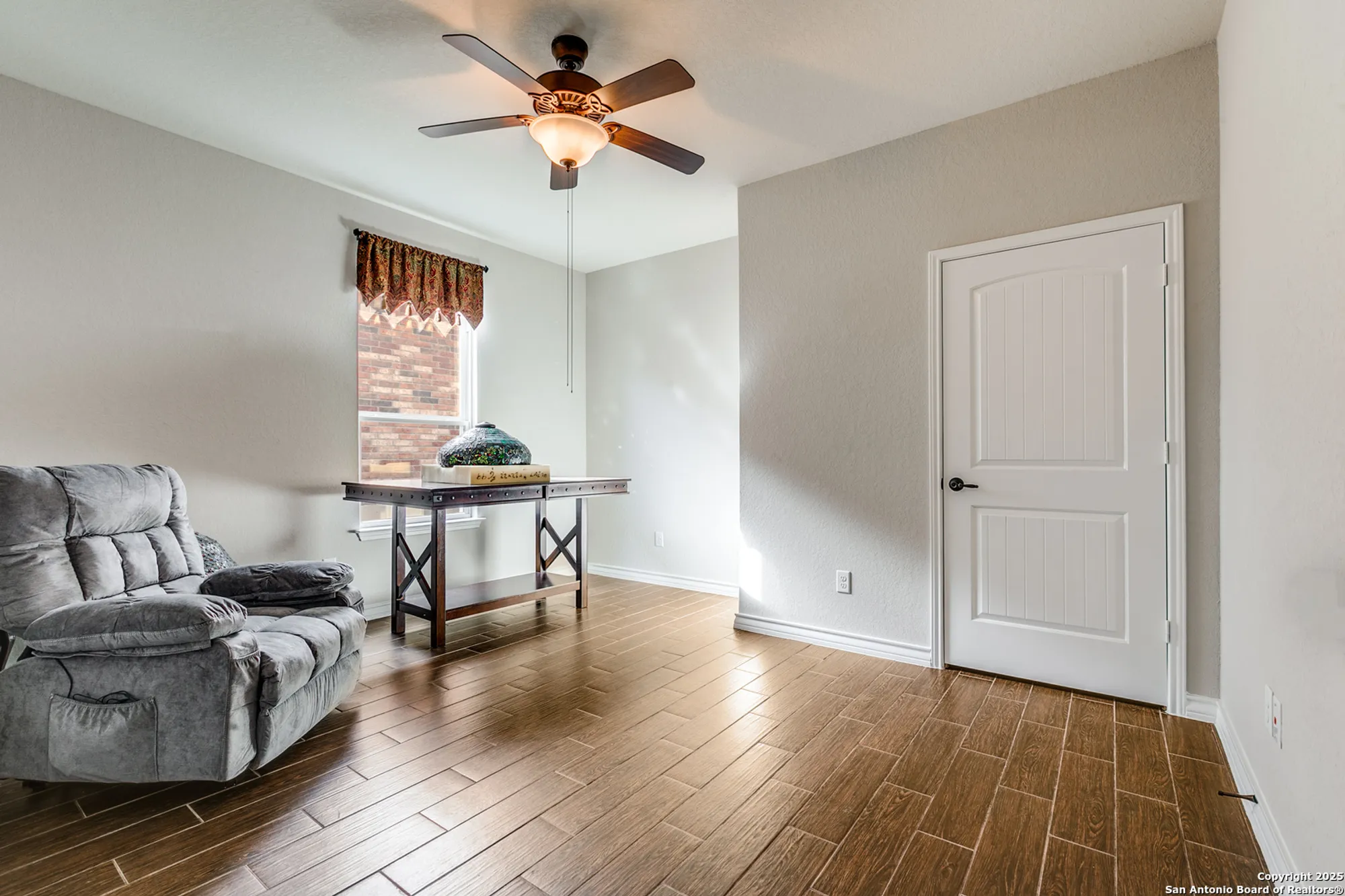 Property Slideshow image 14 of 25 | 3614 denison dm, San Antonio, TX, 78253