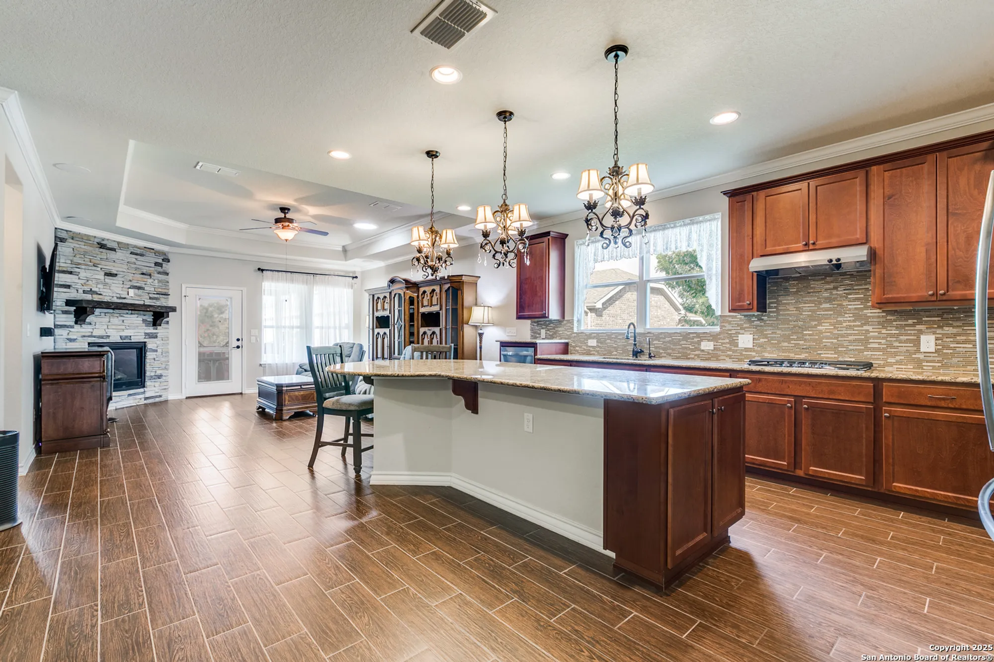 Property Slideshow image 5 of 25 | 3614 denison dm, San Antonio, TX, 78253