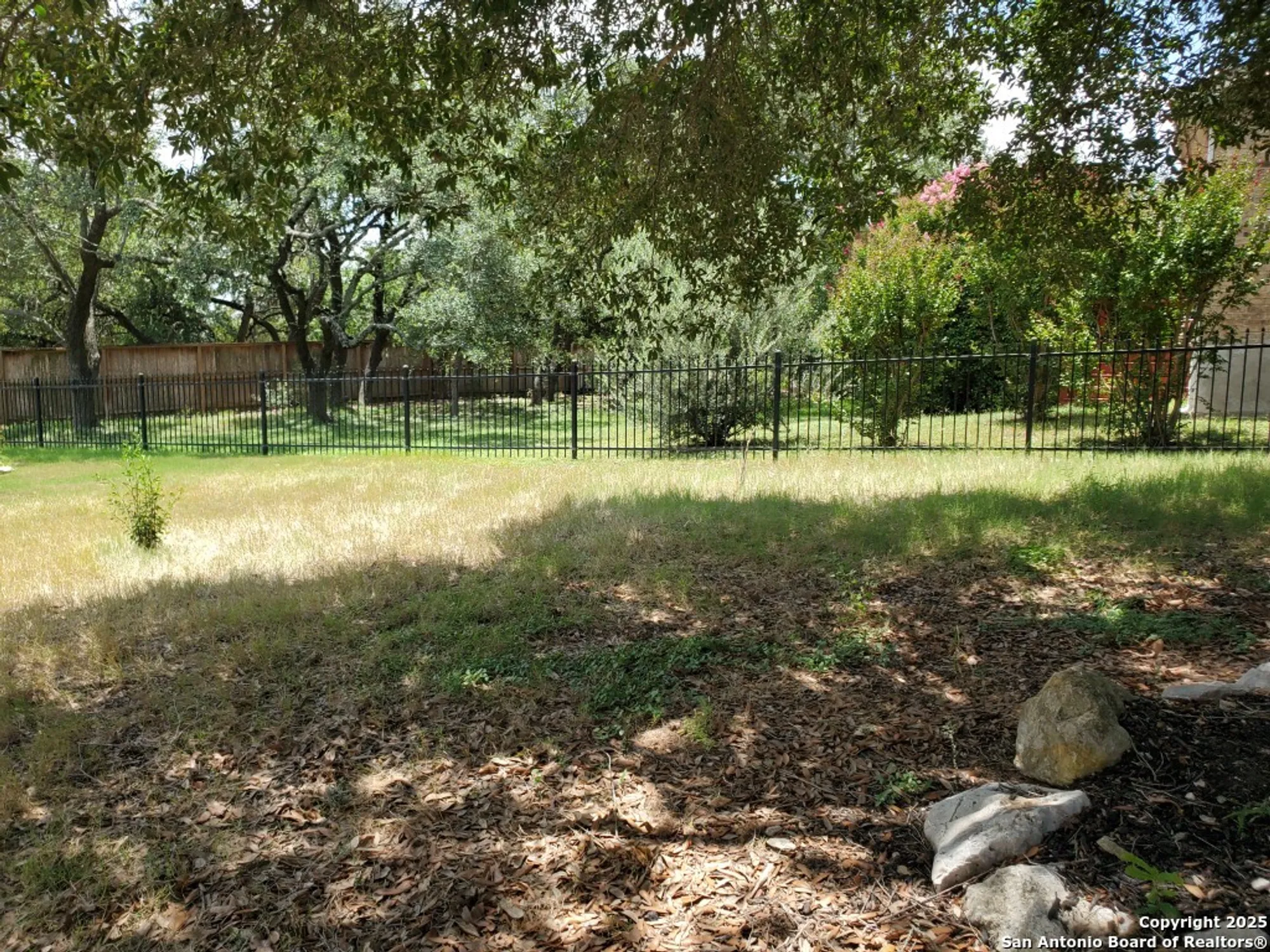 Property Slideshow image 11 of 15 | 12610 cascade hls, San Antonio, TX, 78253