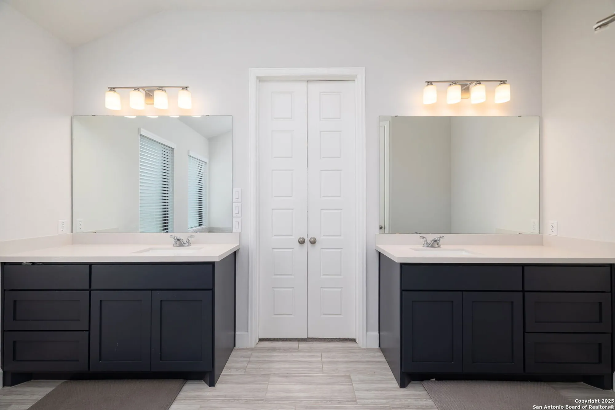 Property Slideshow image 24 of 31 | 613 meade st, New Braunfels, TX, 78132