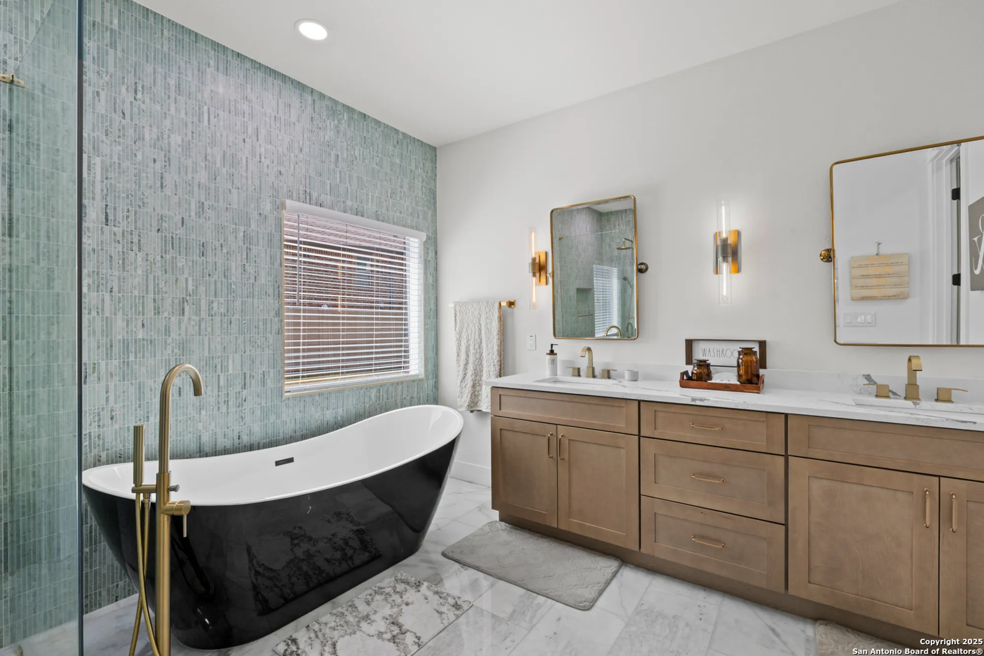 Property Slideshow image 22 of 44 | 590 cloister rd, New Braunfels, TX, 78132