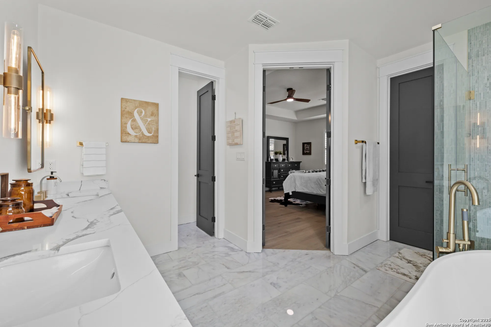 Property Slideshow image 21 of 44 | 590 cloister rd, New Braunfels, TX, 78132