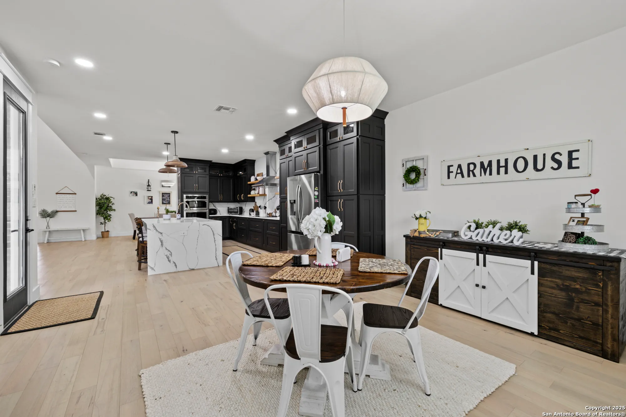 Property Slideshow image 15 of 44 | 590 cloister rd, New Braunfels, TX, 78132