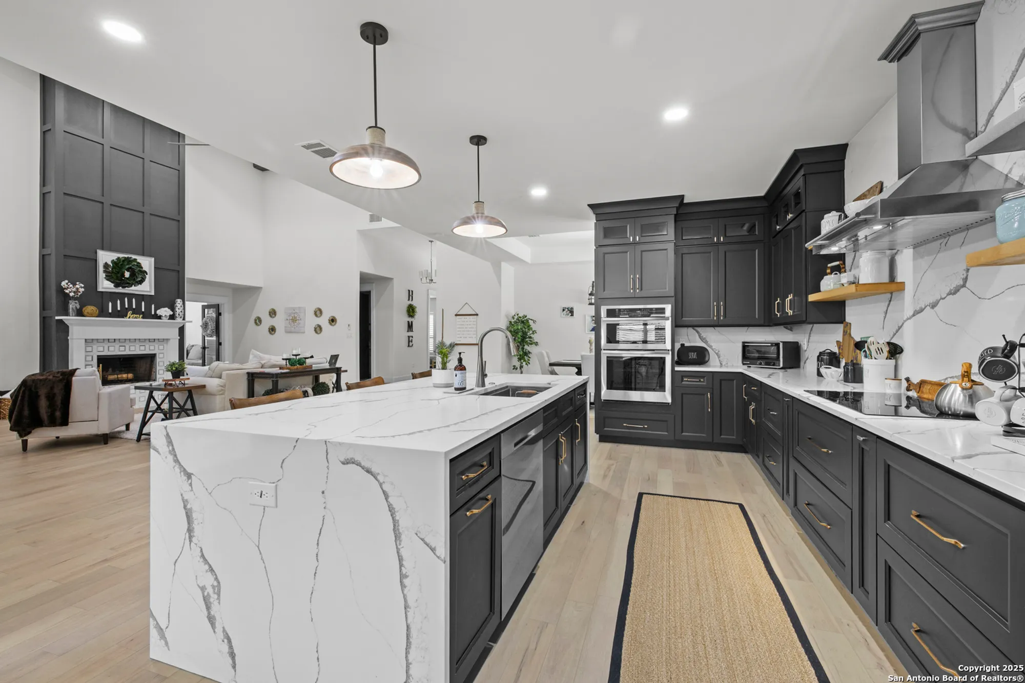 Property Slideshow image 12 of 44 | 590 cloister rd, New Braunfels, TX, 78132