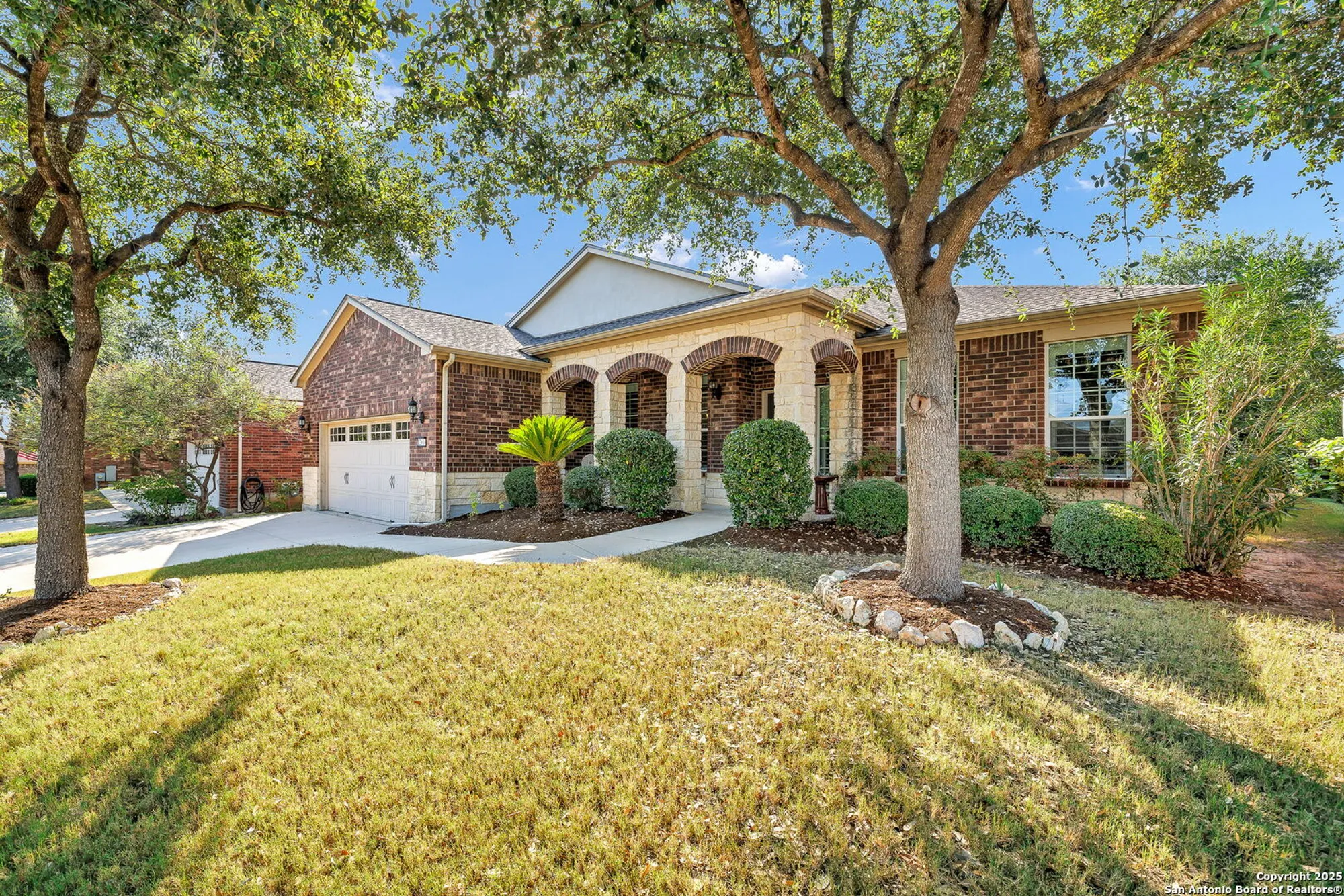 Property Slideshow image 3 of 63 | 12610 lost maples, San Antonio, TX, 78253