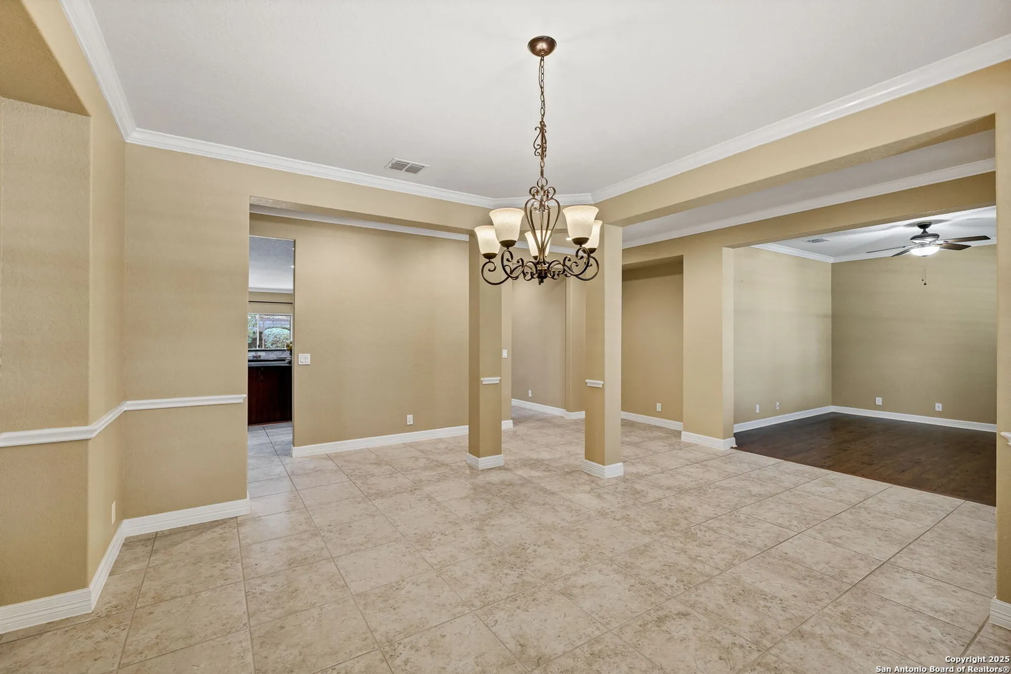 Property Slideshow image 13 of 63 | 12610 lost maples, San Antonio, TX, 78253