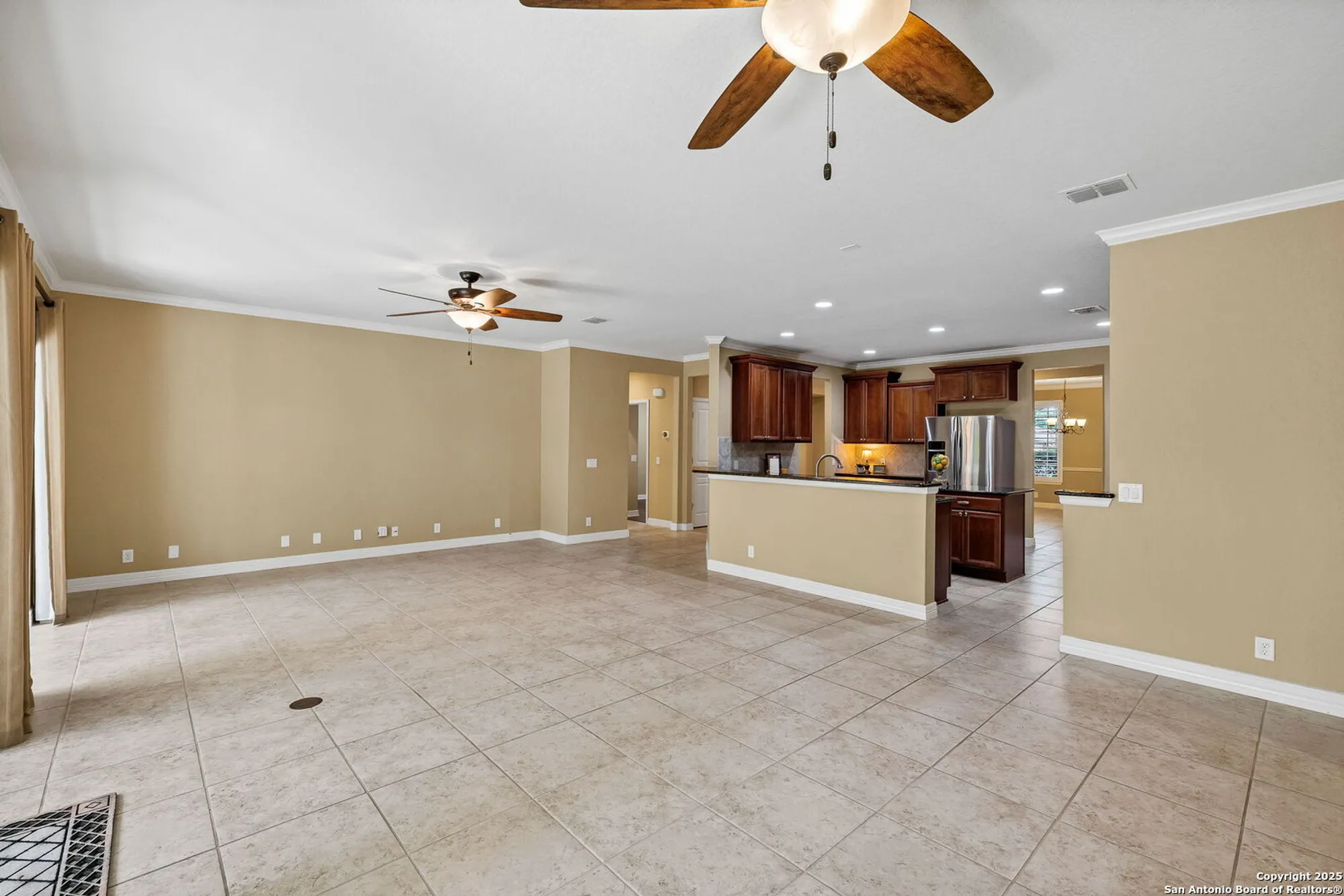 Property Slideshow image 16 of 63 | 12610 lost maples, San Antonio, TX, 78253