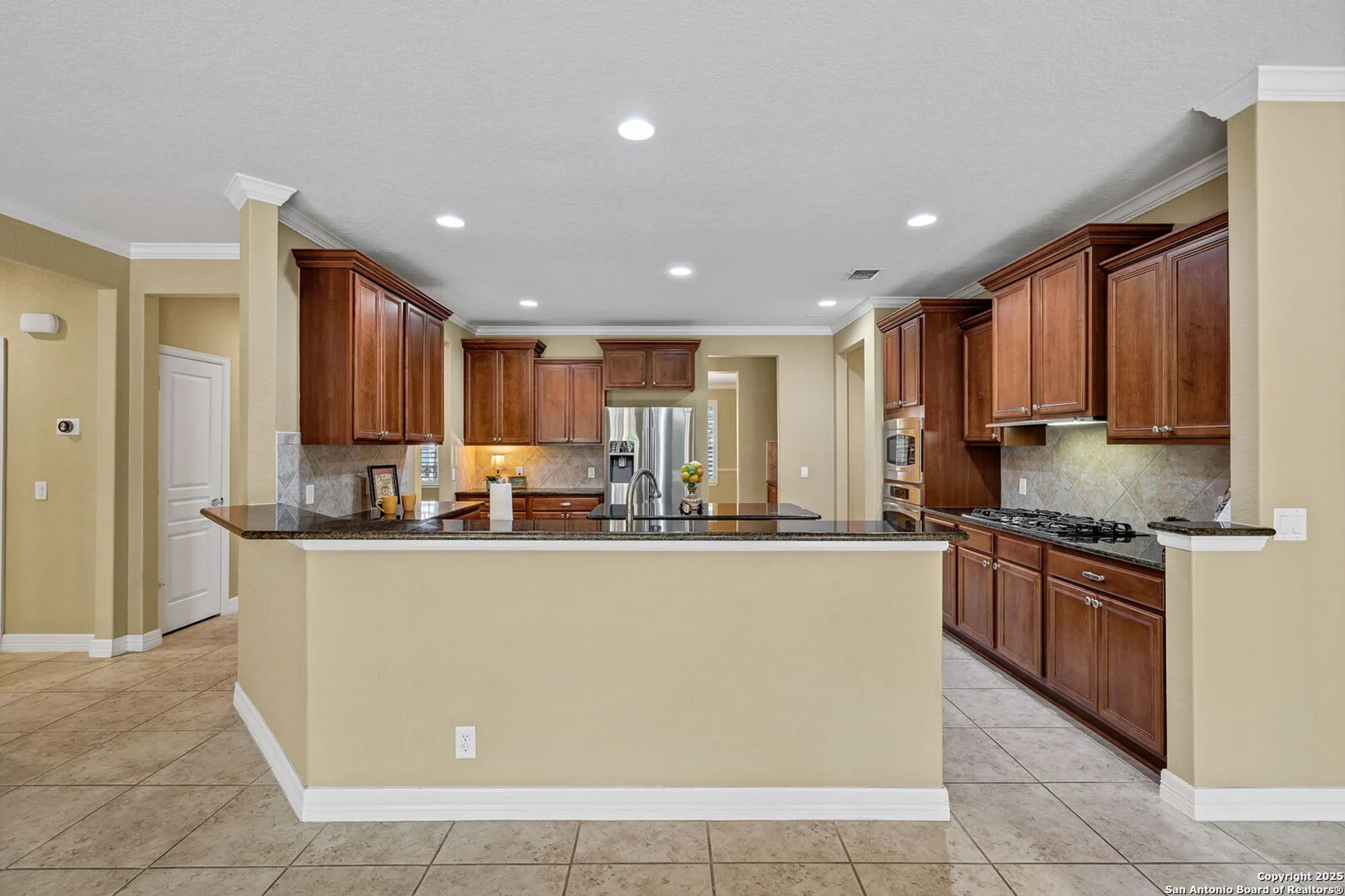 Property Slideshow image 18 of 63 | 12610 lost maples, San Antonio, TX, 78253