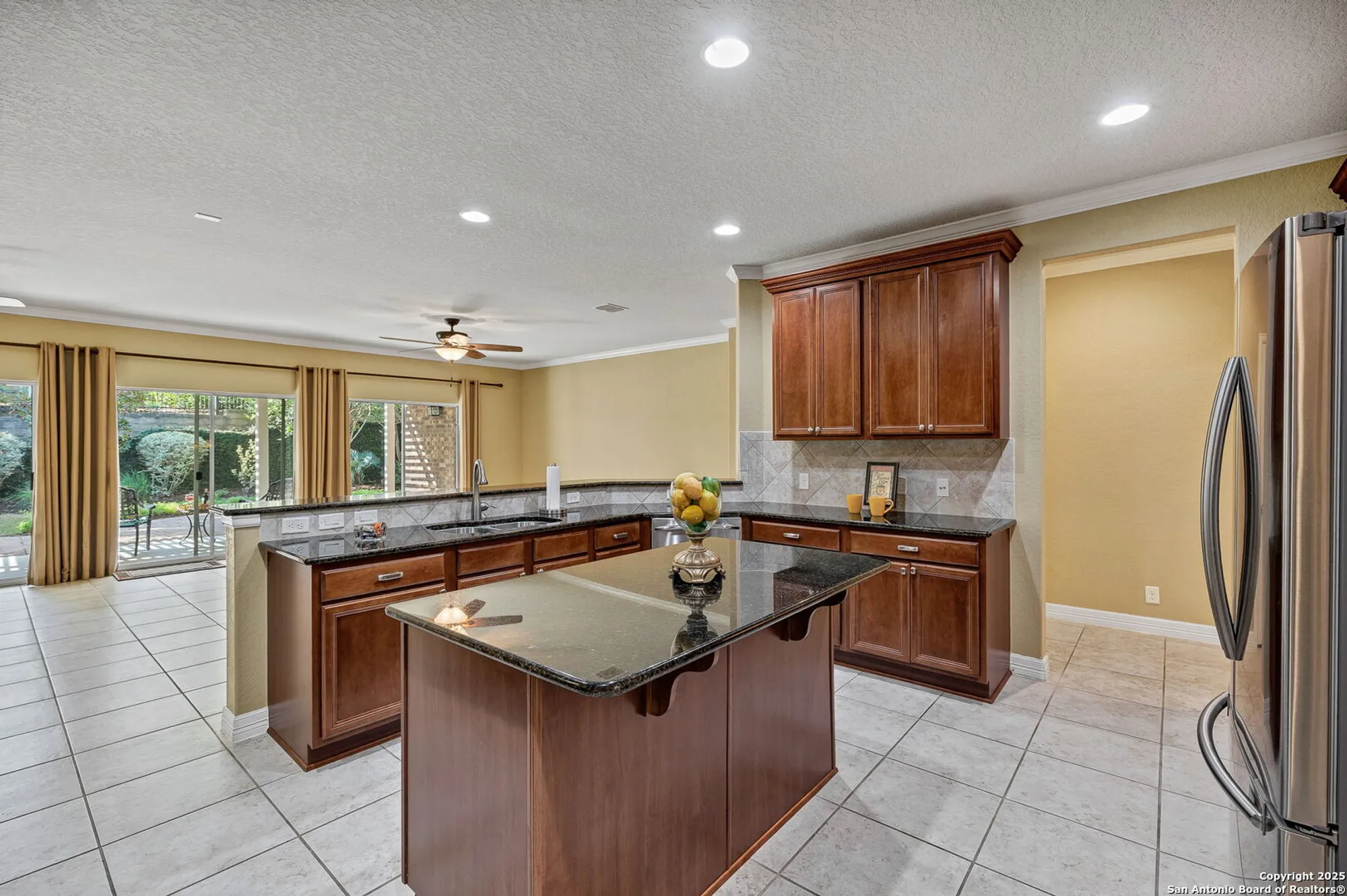 Property Slideshow image 20 of 63 | 12610 lost maples, San Antonio, TX, 78253