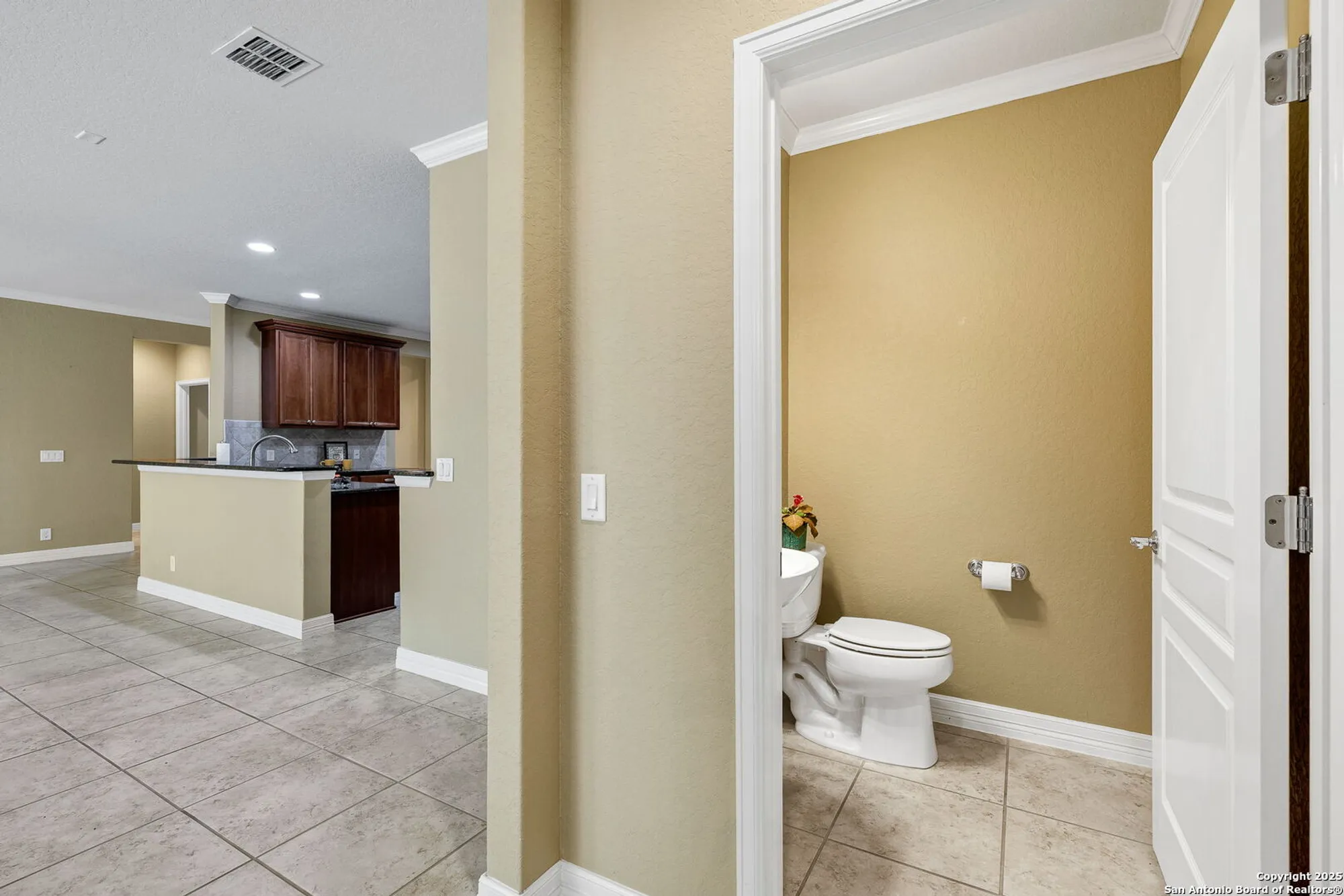 Property Slideshow image 24 of 63 | 12610 lost maples, San Antonio, TX, 78253
