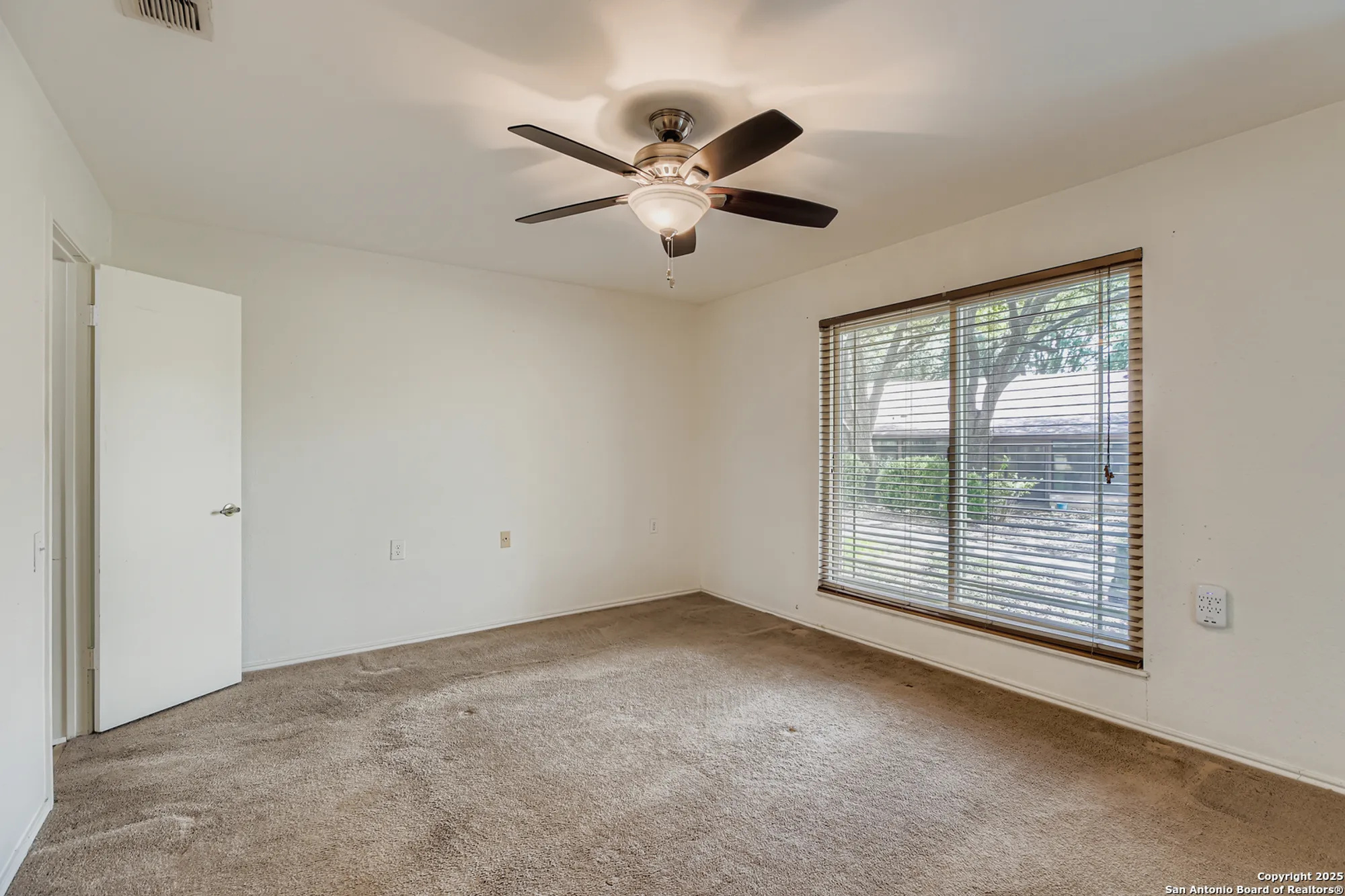 Property Slideshow image 17 of 29 | 3917 pecan ct, Schertz, TX, 78108