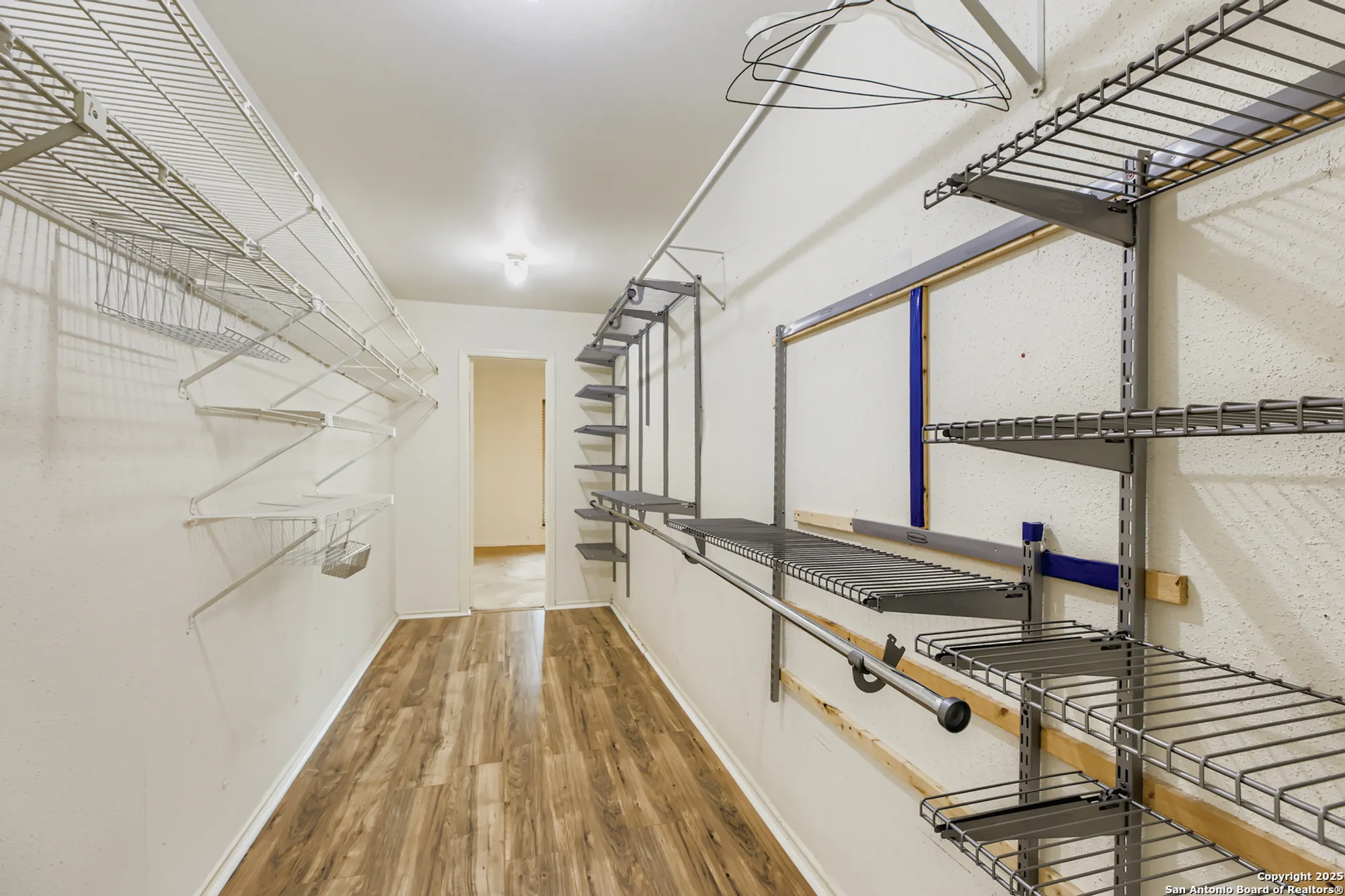 Property Slideshow image 21 of 29 | 3917 pecan ct, Schertz, TX, 78108