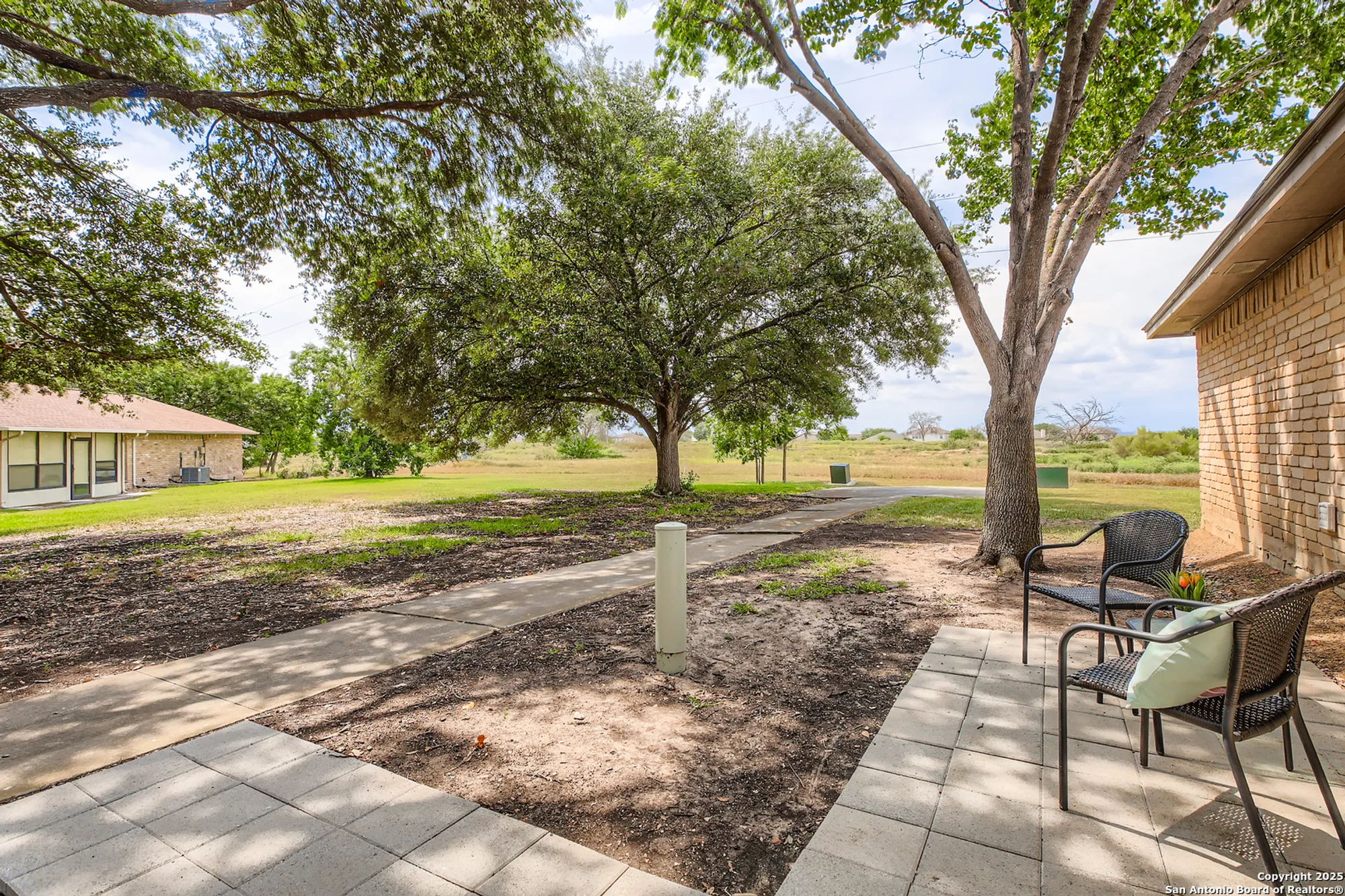 Property Slideshow image 25 of 29 | 3917 pecan ct, Schertz, TX, 78108