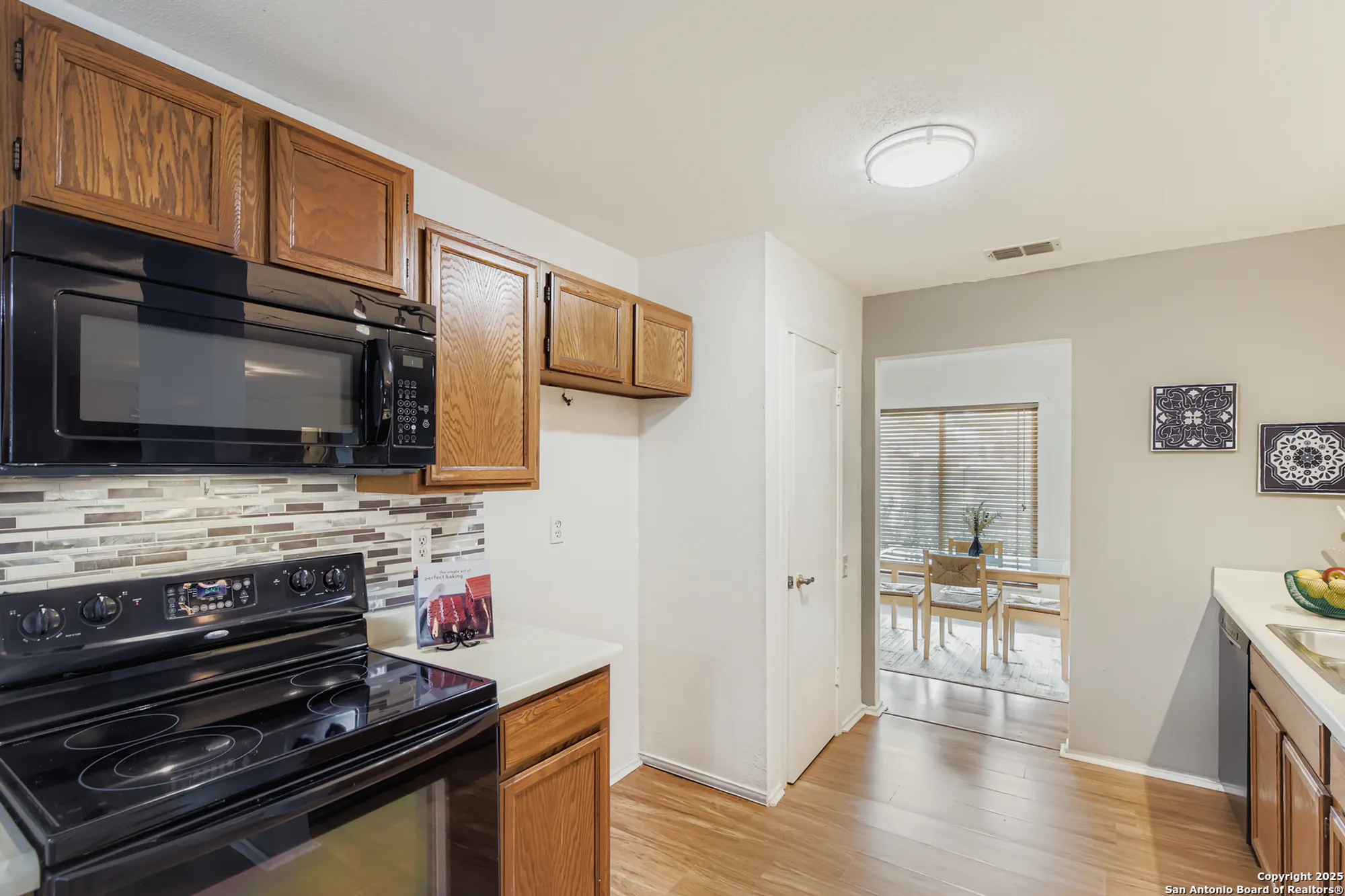 Property Slideshow image 11 of 29 | 3917 pecan ct, Schertz, TX, 78108