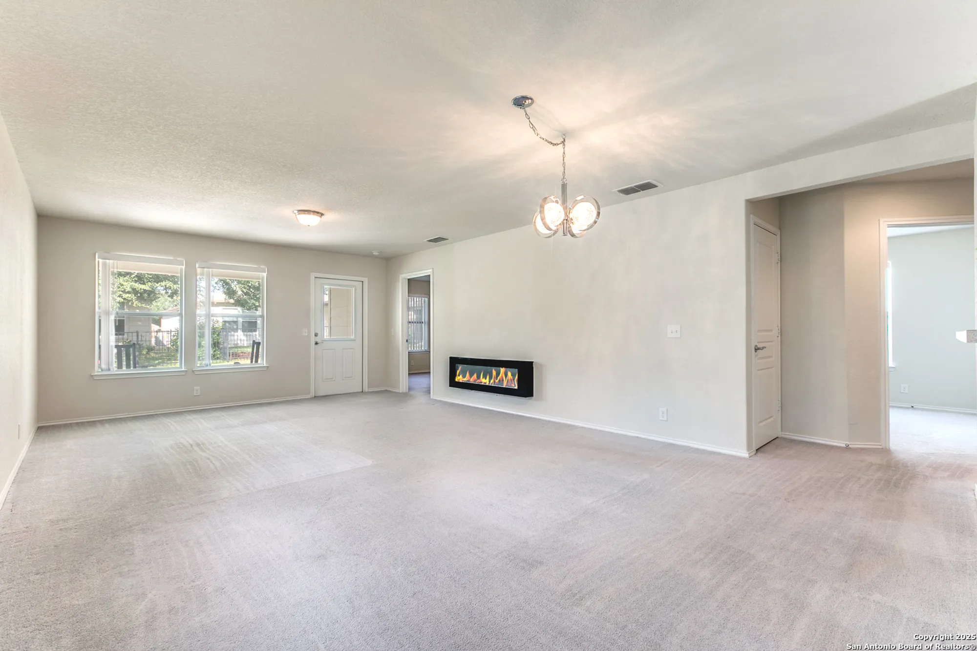 Property Slideshow image 4 of 24 | 12926 cedar fly, San Antonio, TX, 78253