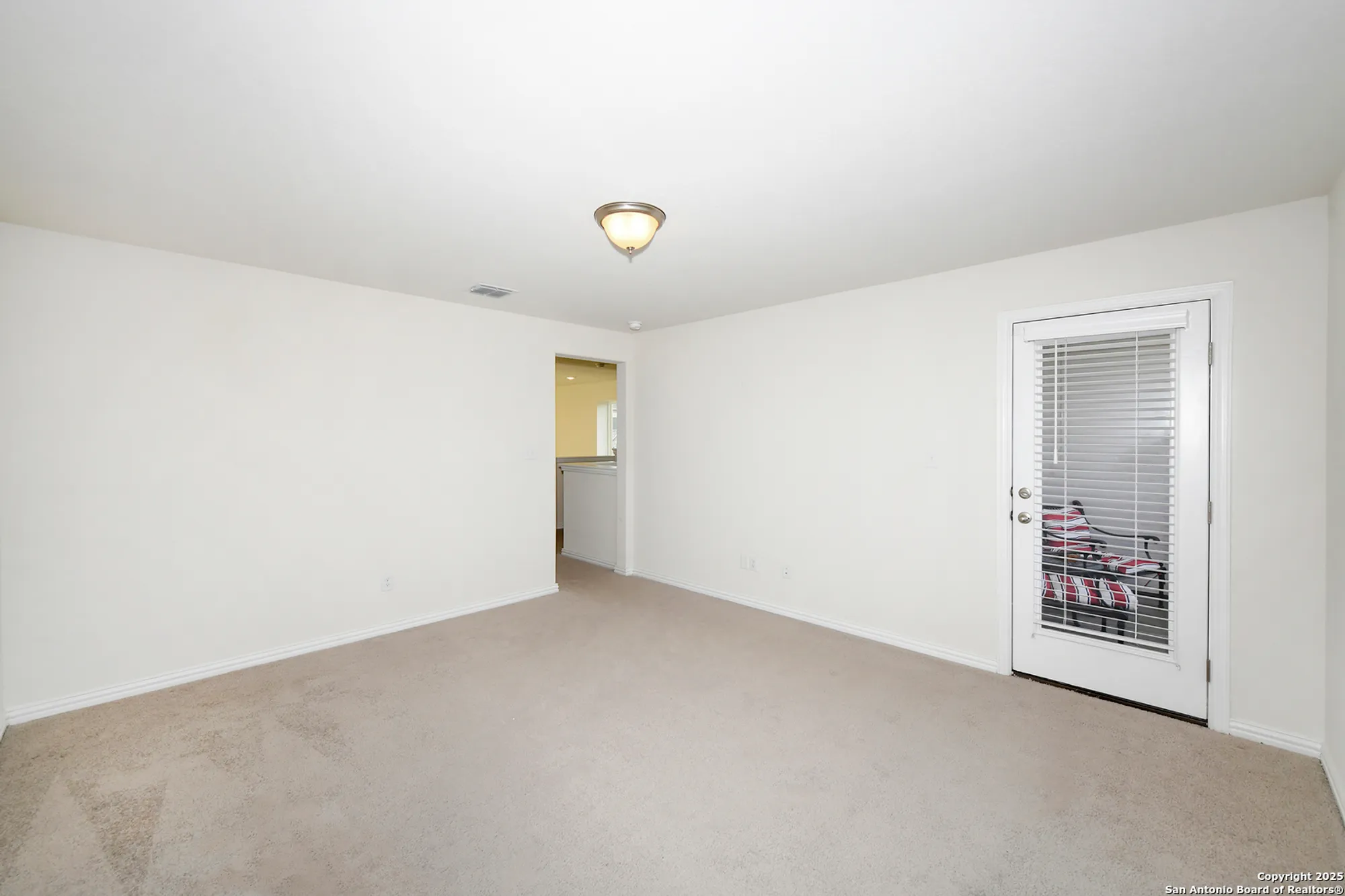 Property Slideshow image 30 of 46 | 2069 flametree ave, New Braunfels, TX, 78132