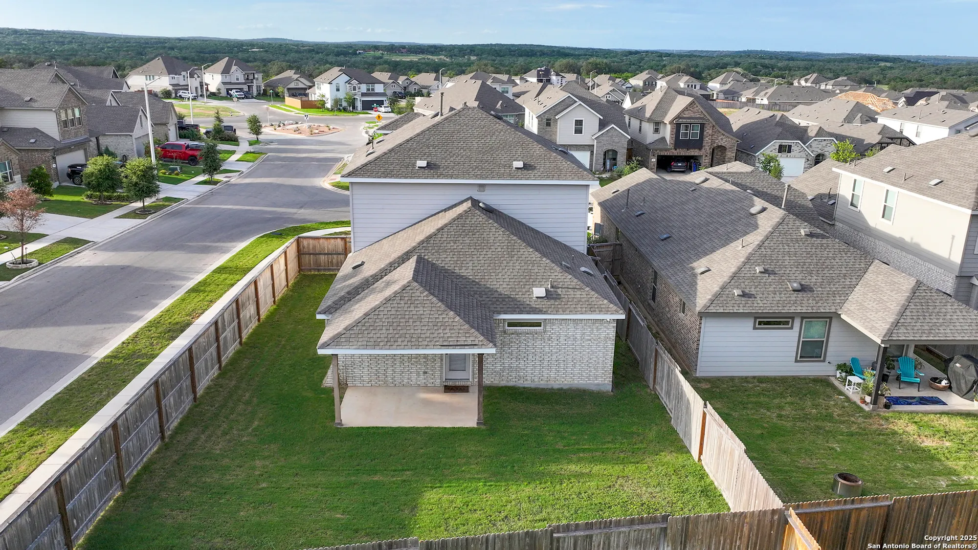 Property Slideshow image 37 of 46 | 2069 flametree ave, New Braunfels, TX, 78132